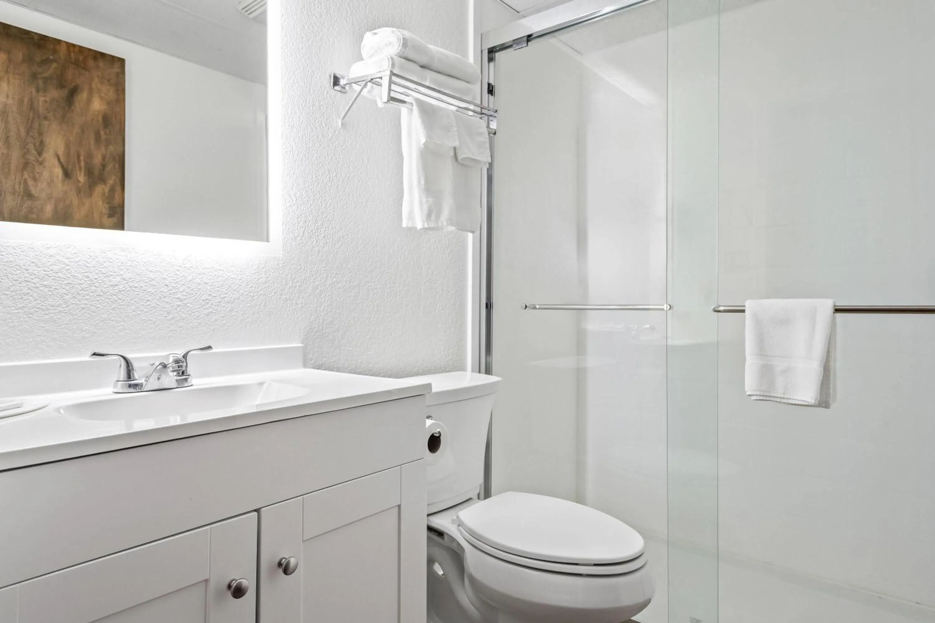 Bathroom in Days Inn by Wyndham Lancaster PA Dutch Country