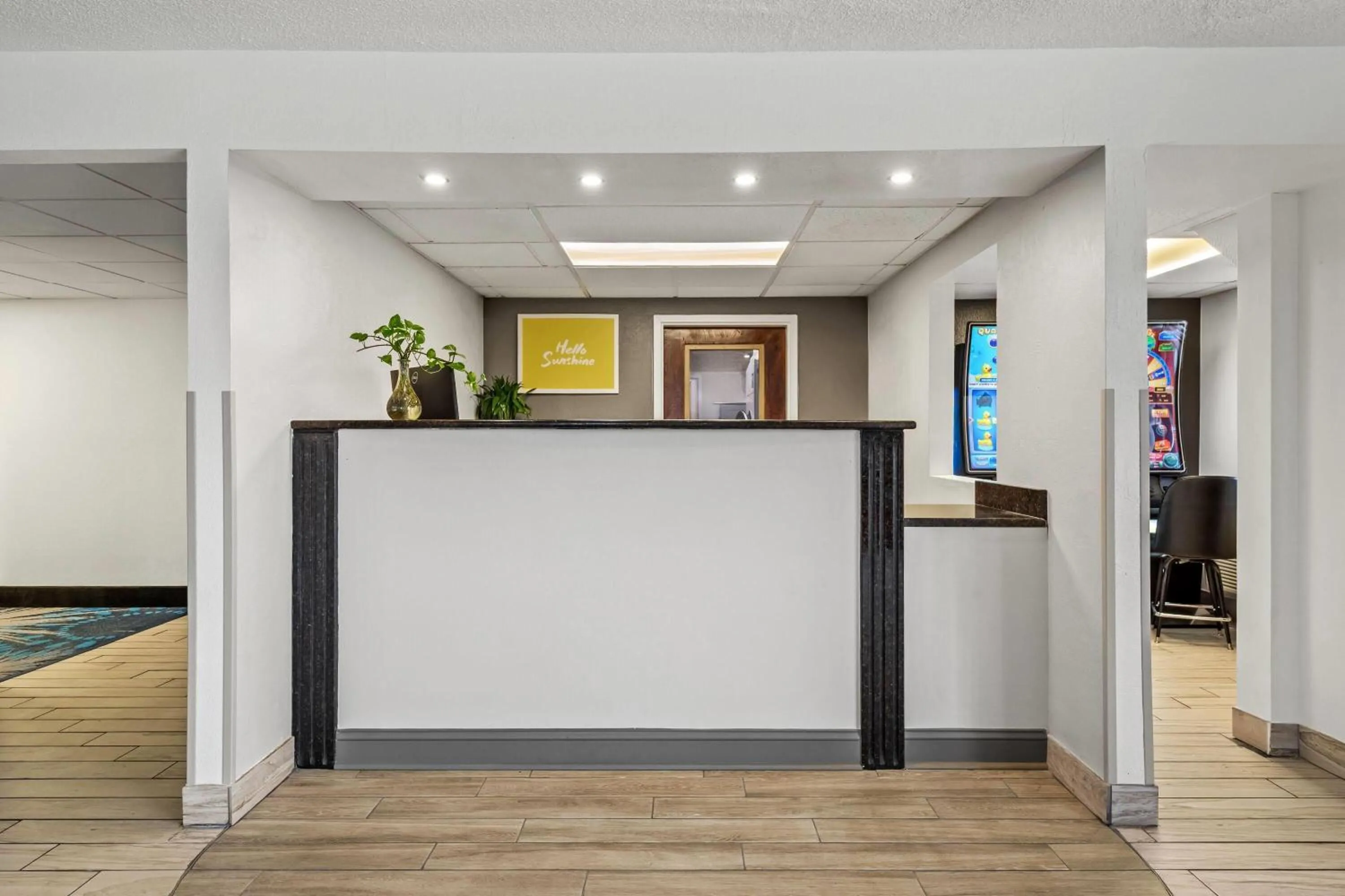 Lobby or reception in Days Inn by Wyndham Lancaster PA Dutch Country