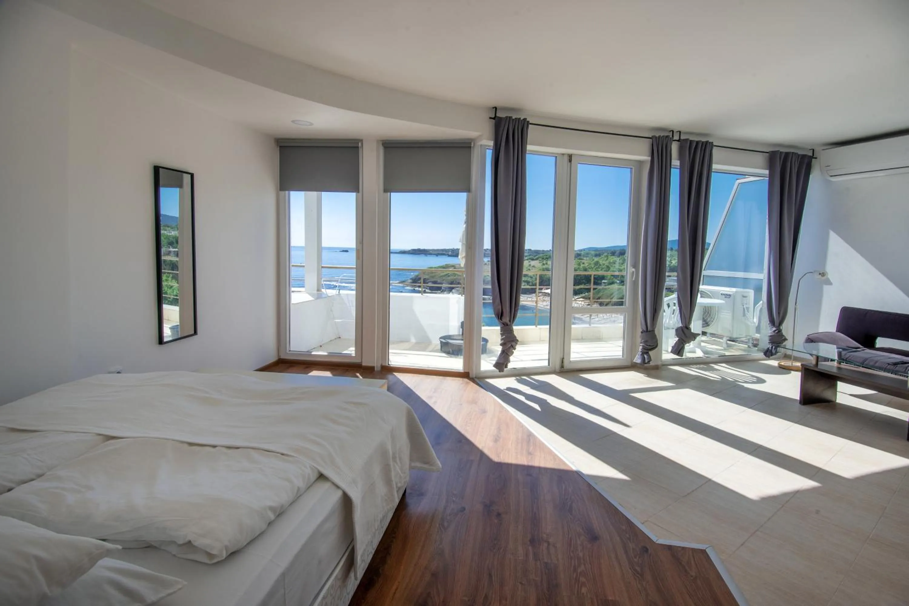 Bed in Aparthotel Romance