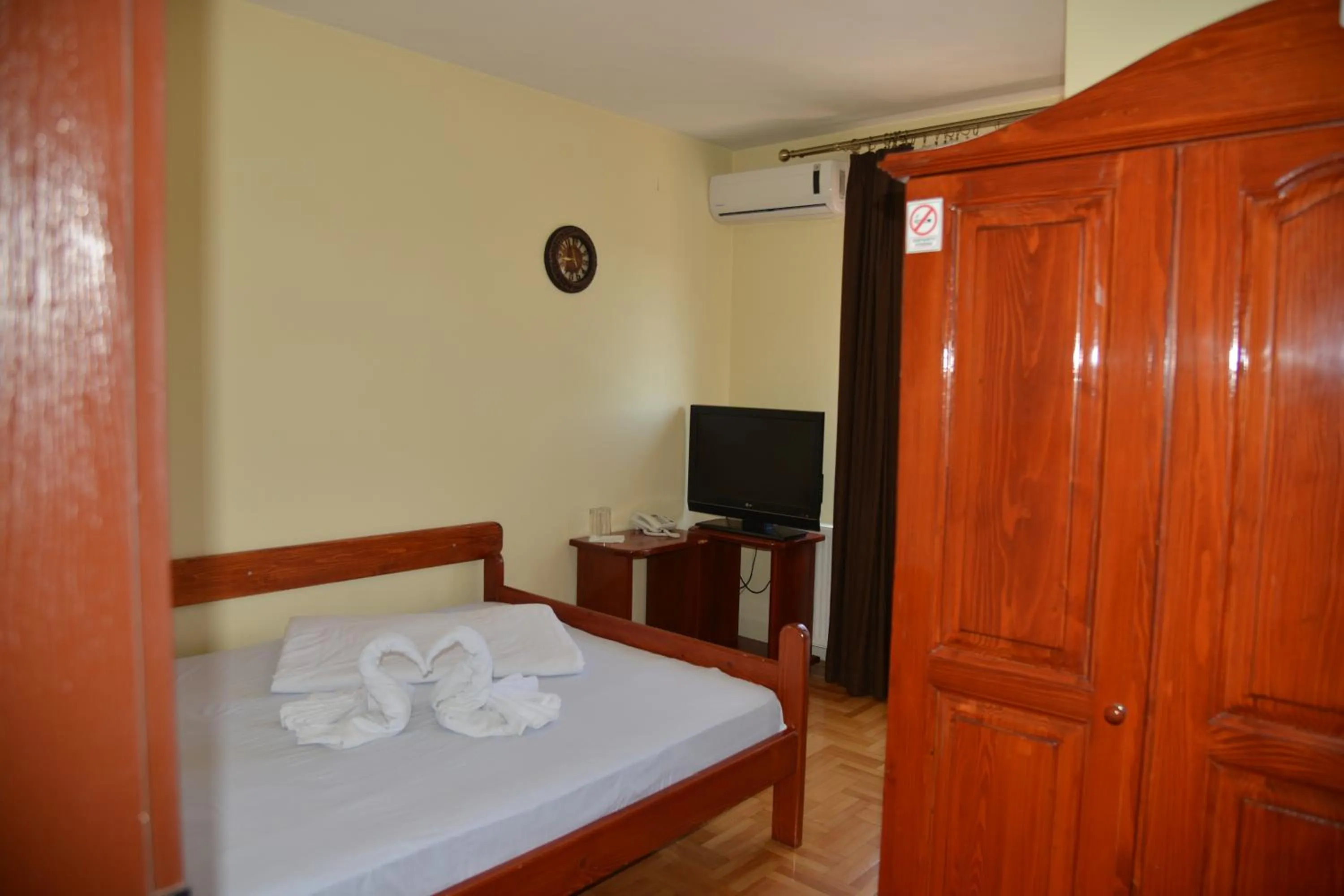Bed in Hotel Bella Donna