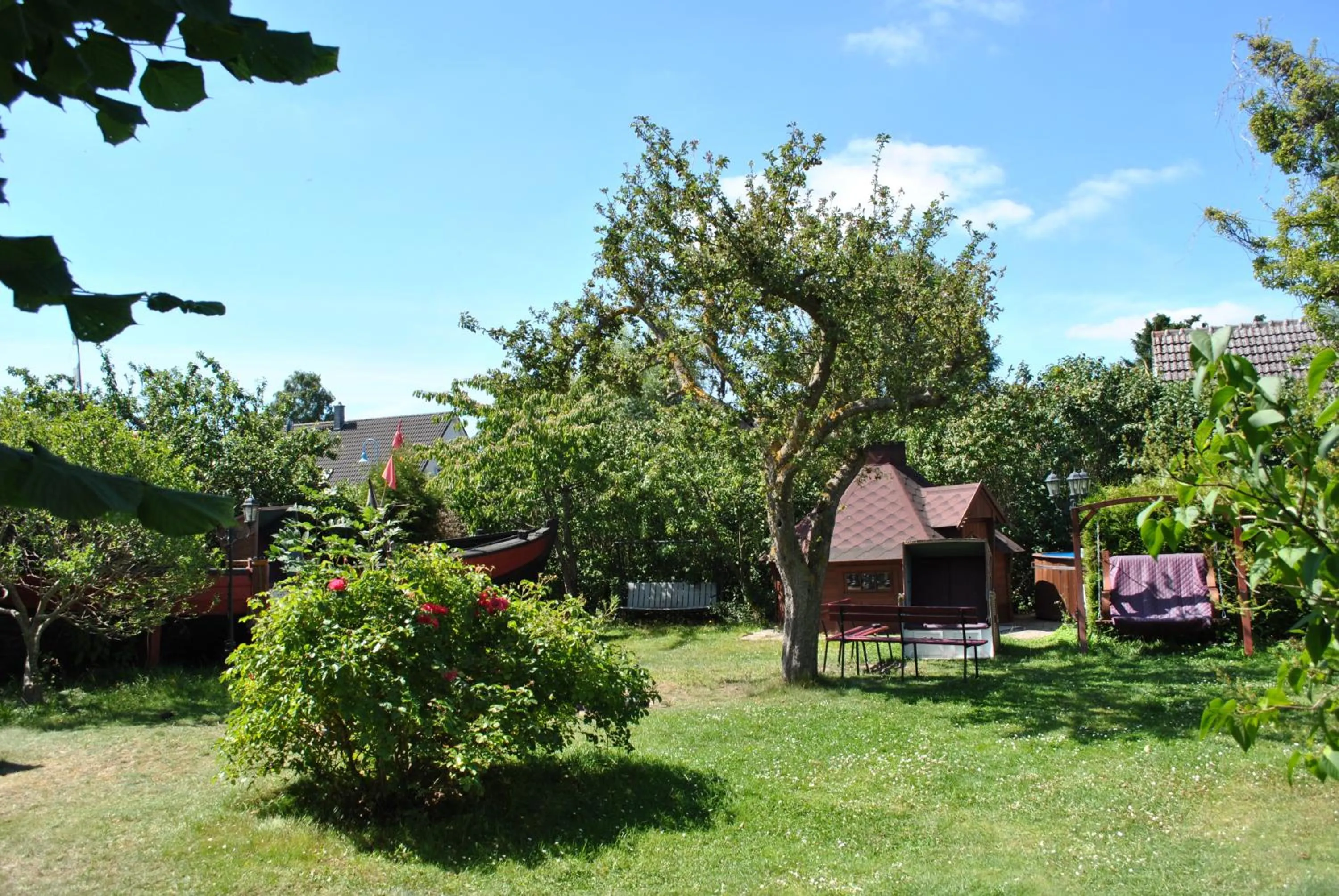 Garden in Strand-Hotel Lobbe