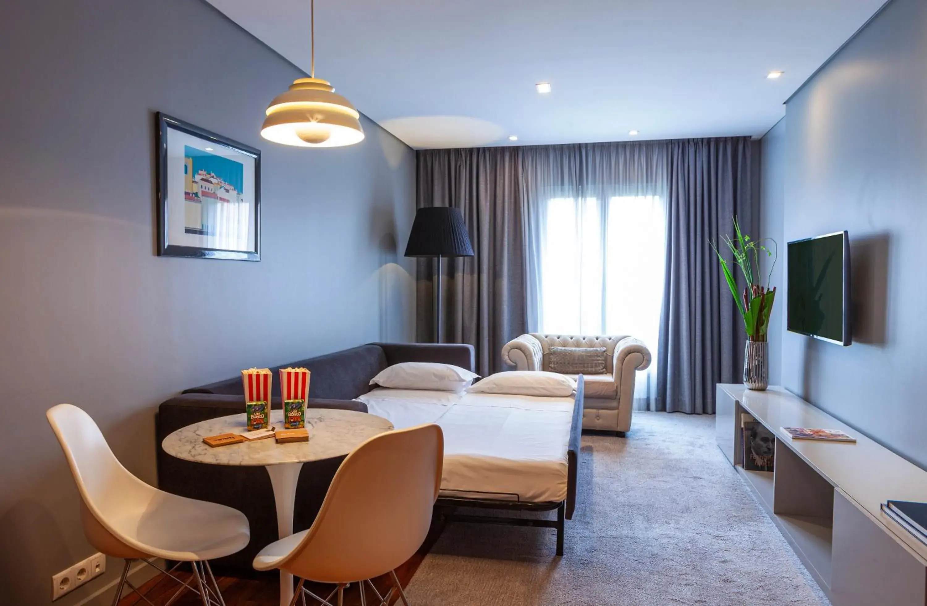 Living room, Bed in Altis Prime Hotel Living room, Bed in Altis Prime Hotel