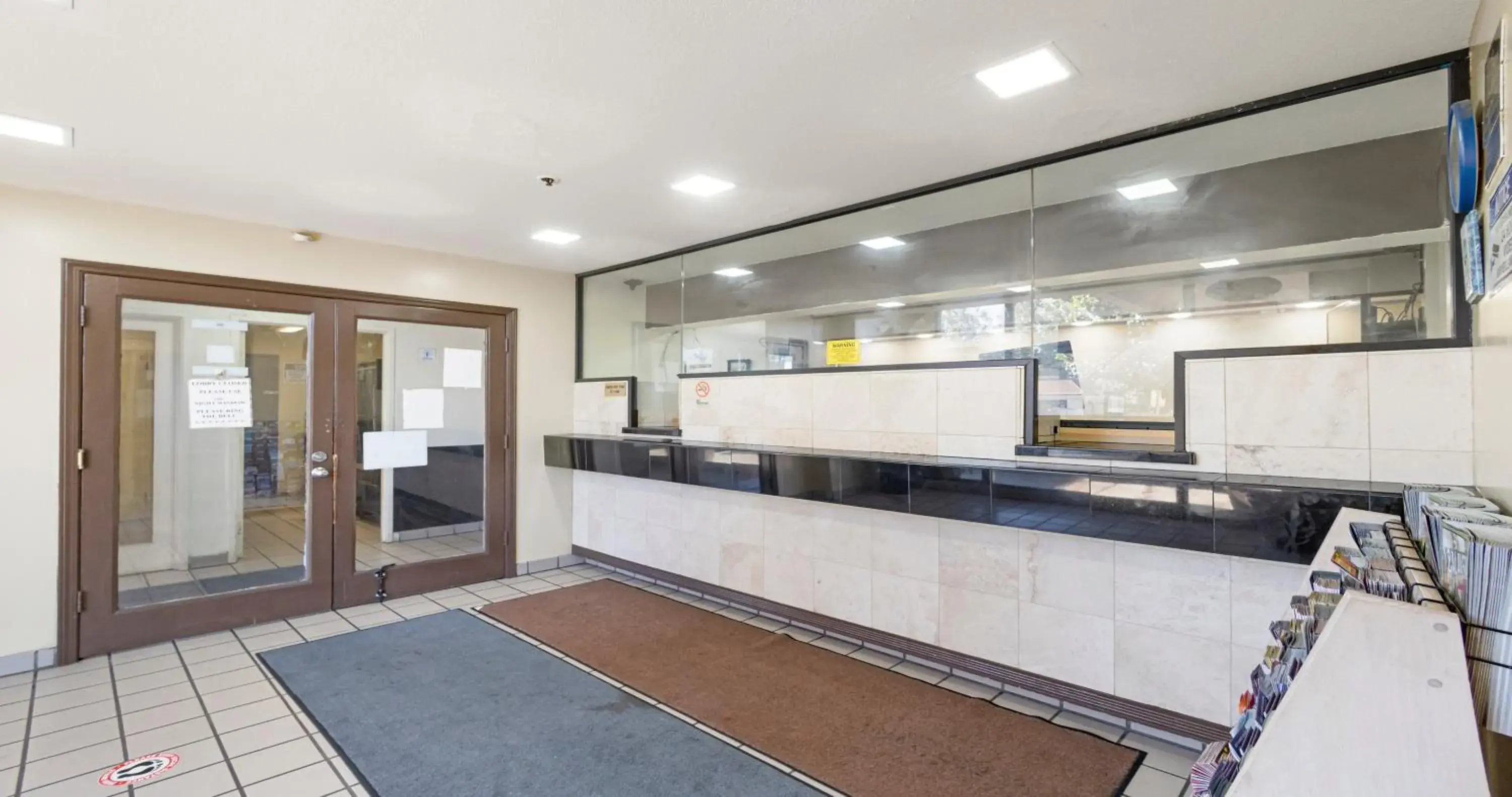 Lobby or reception in Budget Inn and Suites Stockton Yosemite Lobby or reception in Budget Inn and Suites Stockton Yosemite