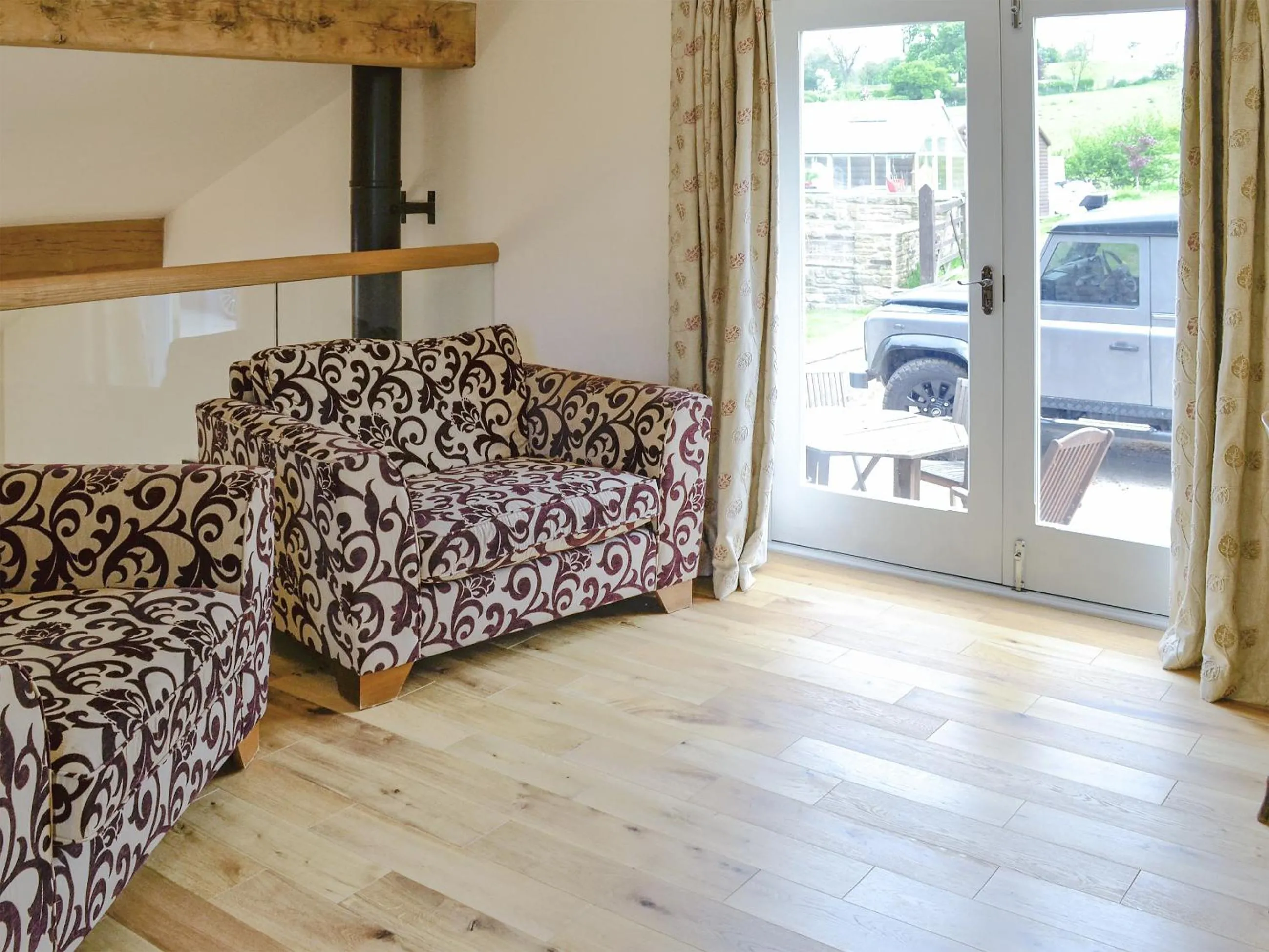 Property building in Stirton Burrow