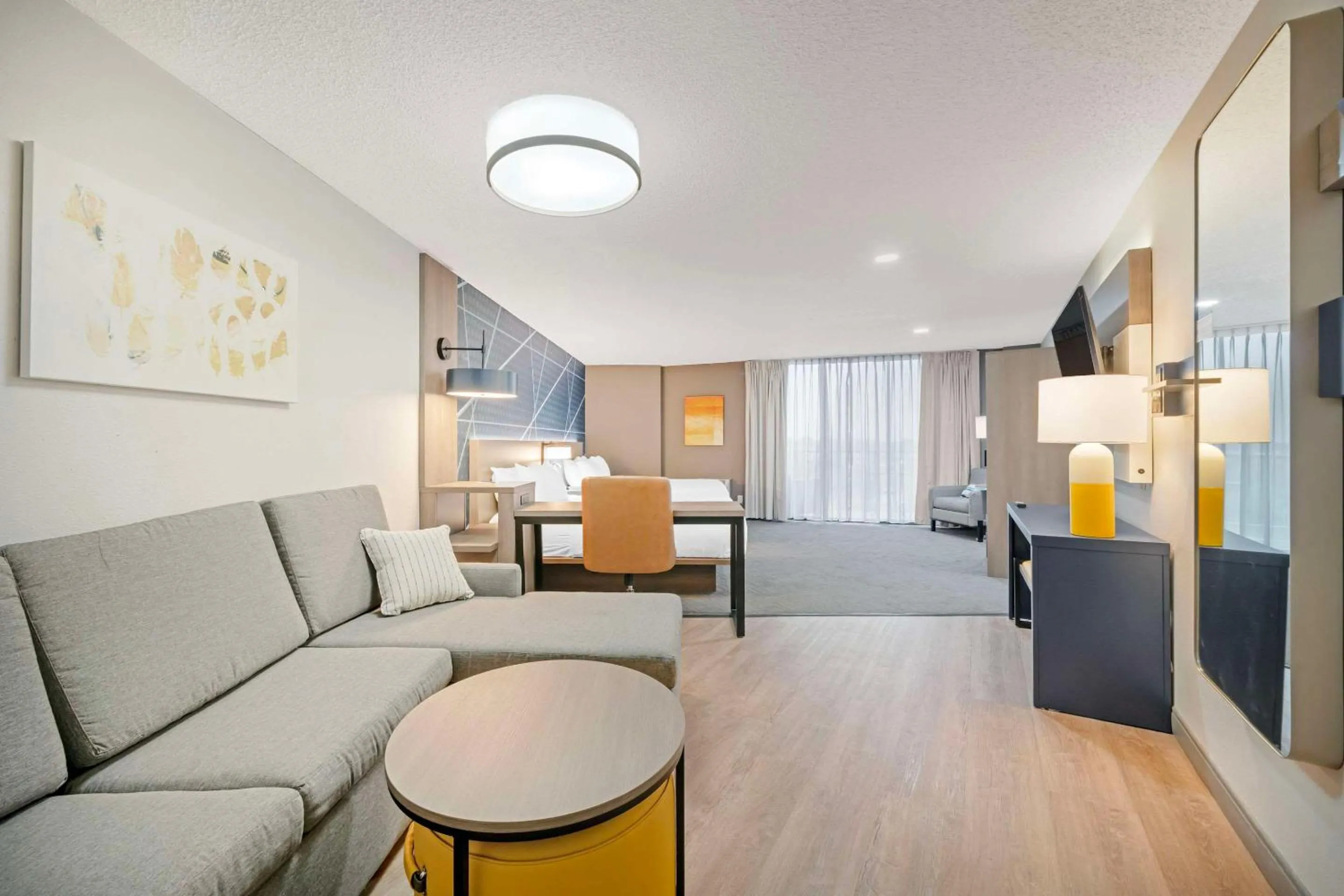 Bedroom in Comfort Suites Idaho Falls