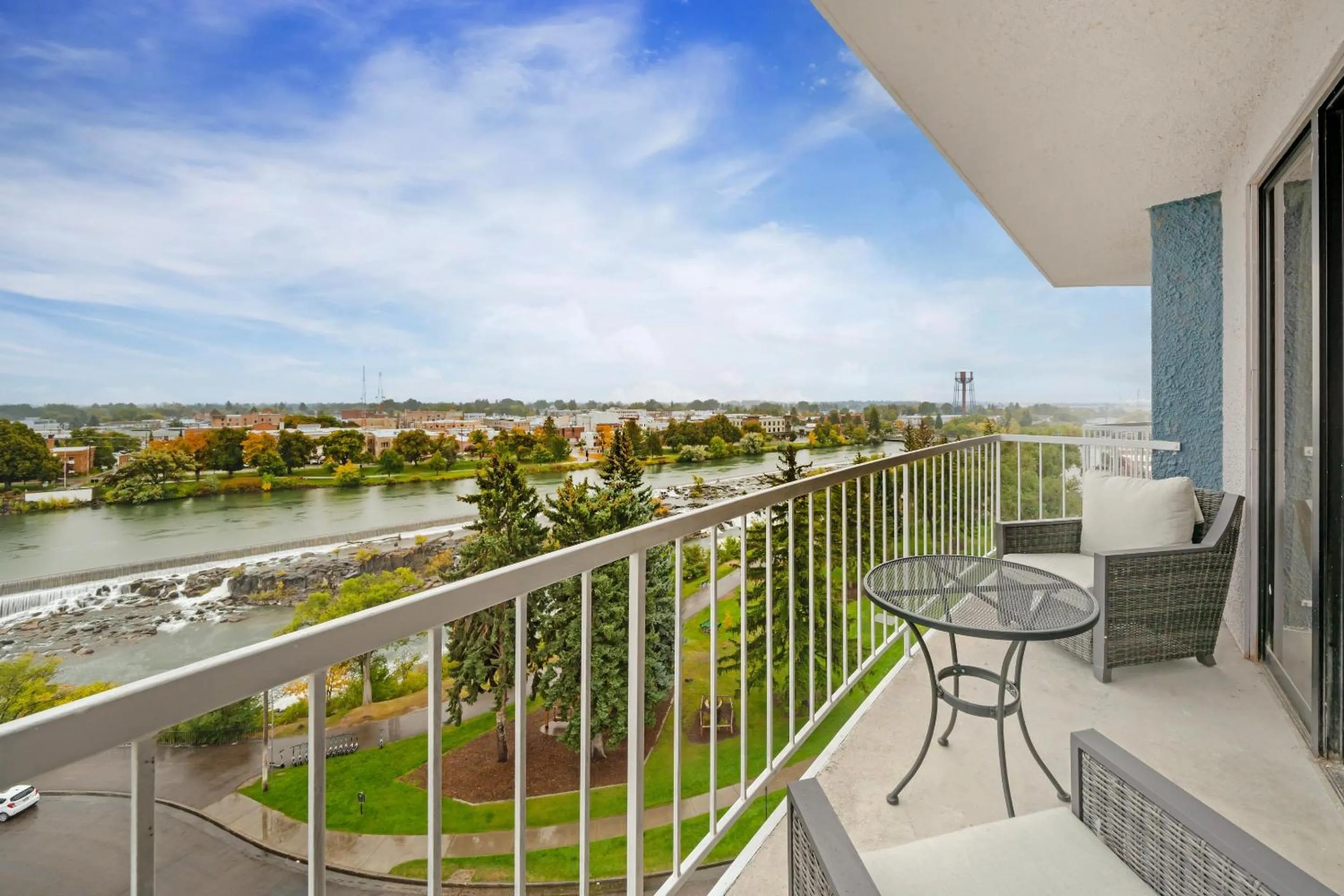 Bedroom in Comfort Suites Idaho Falls