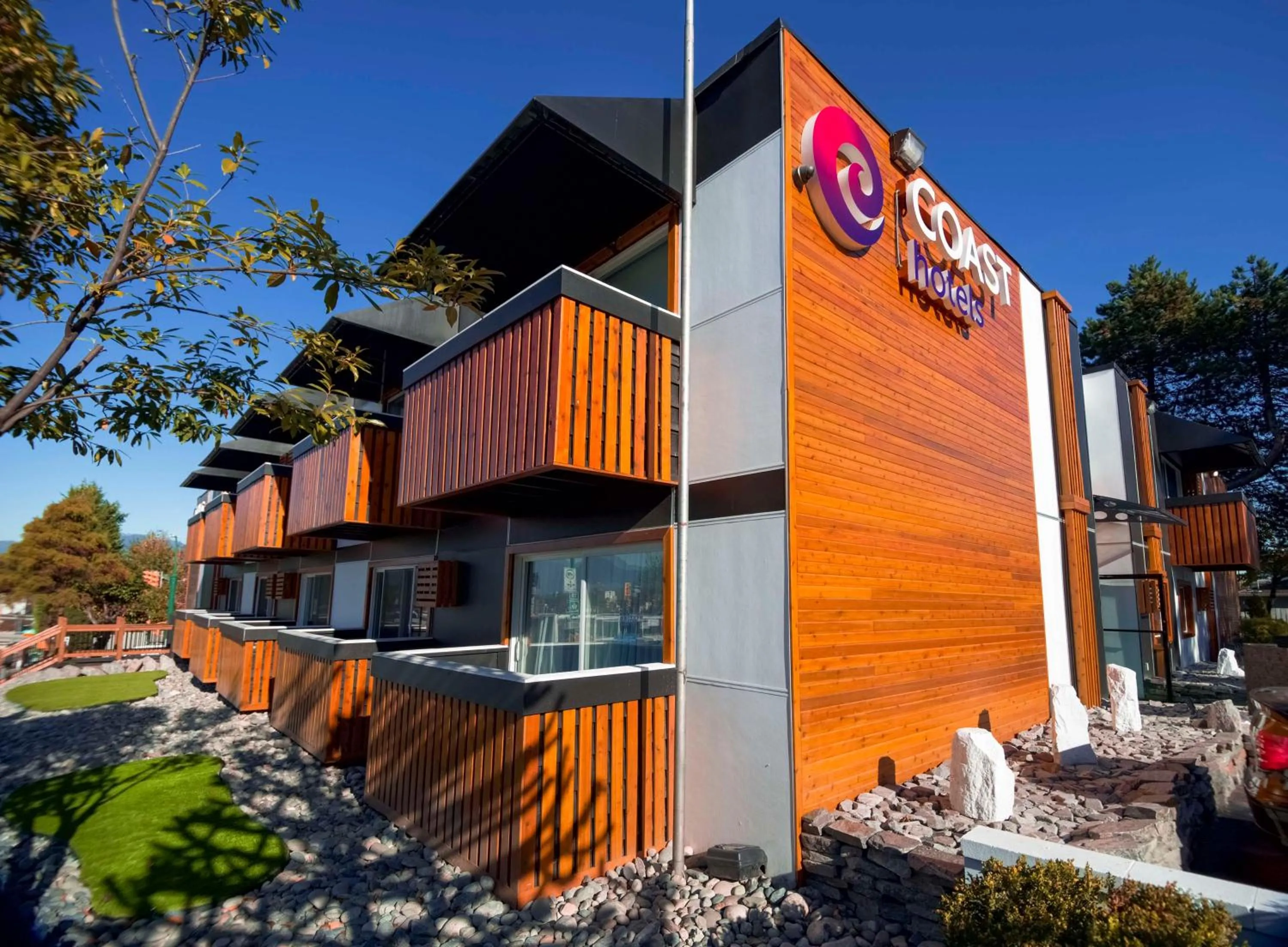 Property building in Coast Metro Vancouver Hotel