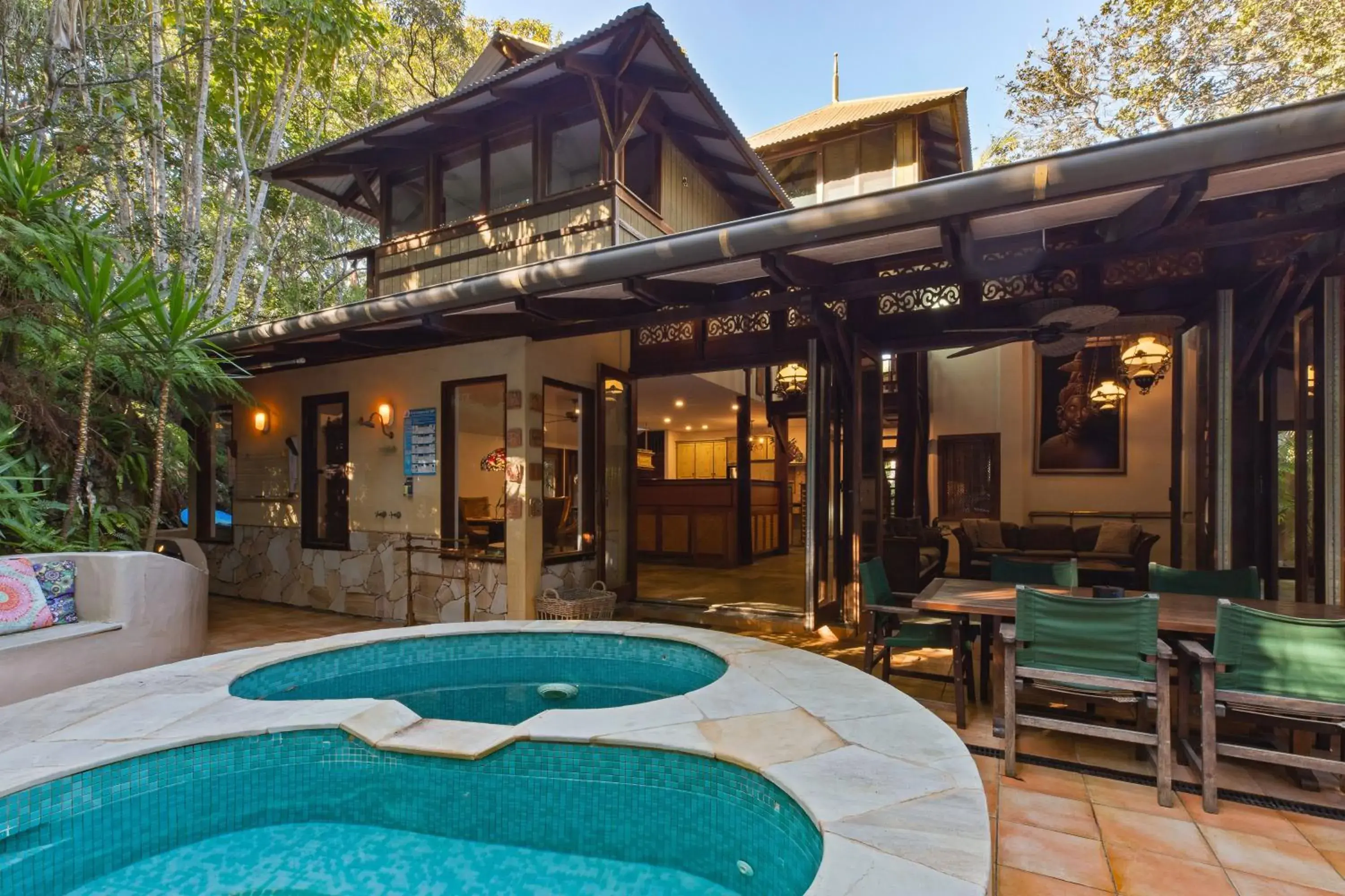 Property building in Garden Burees Property building in Garden Burees