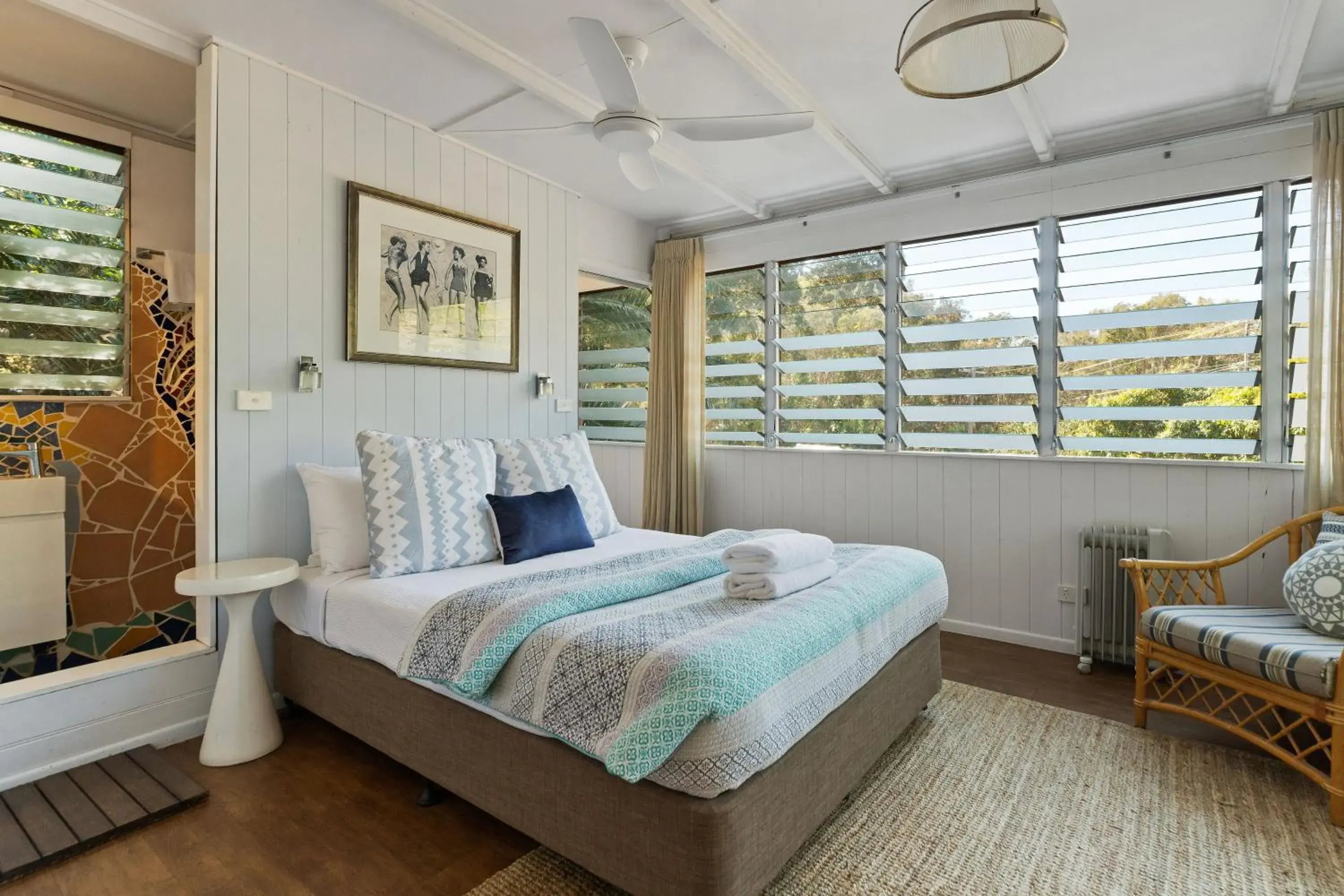 Bed in Garden Burees Bed in Garden Burees