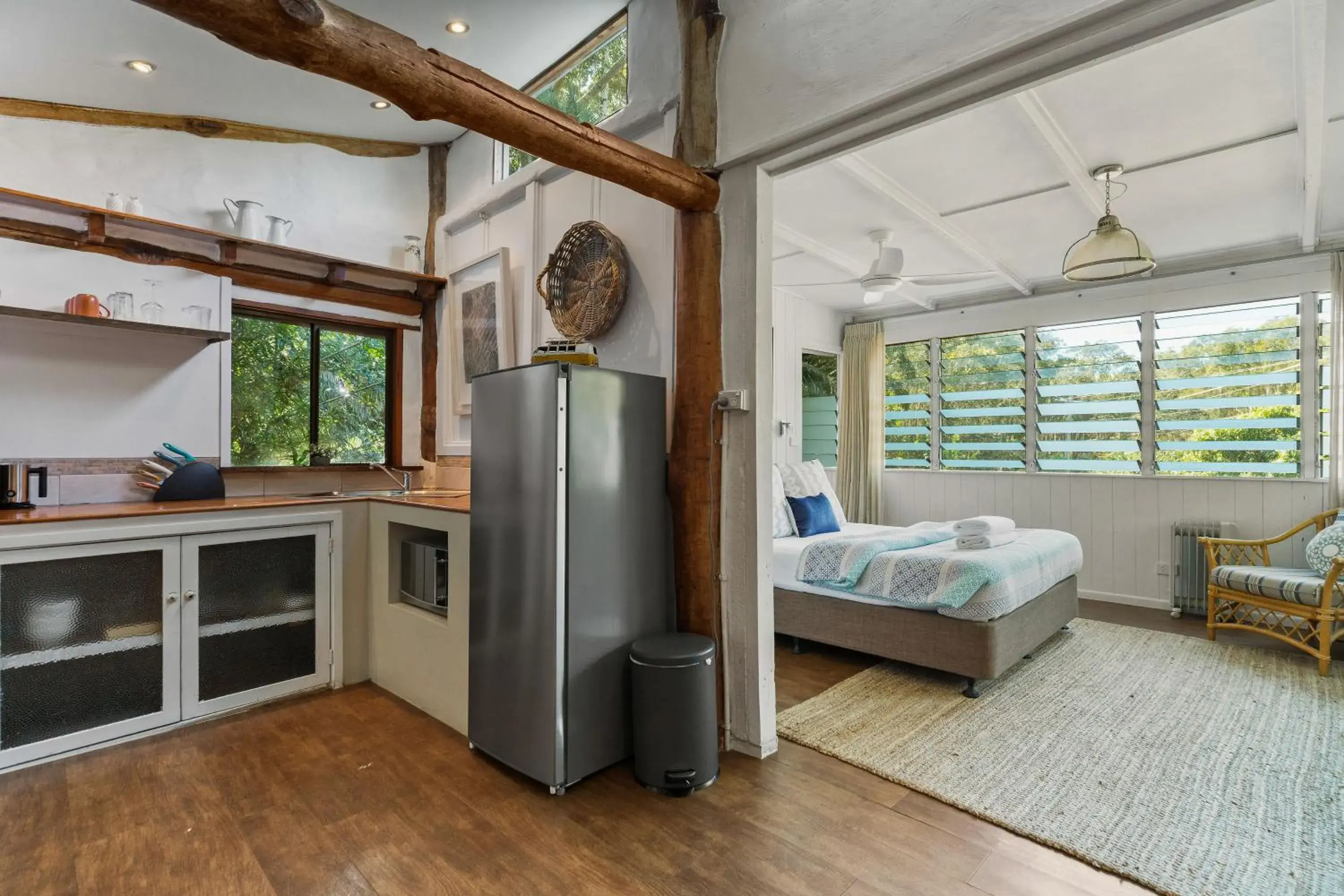 Bed in Garden Burees Bed in Garden Burees