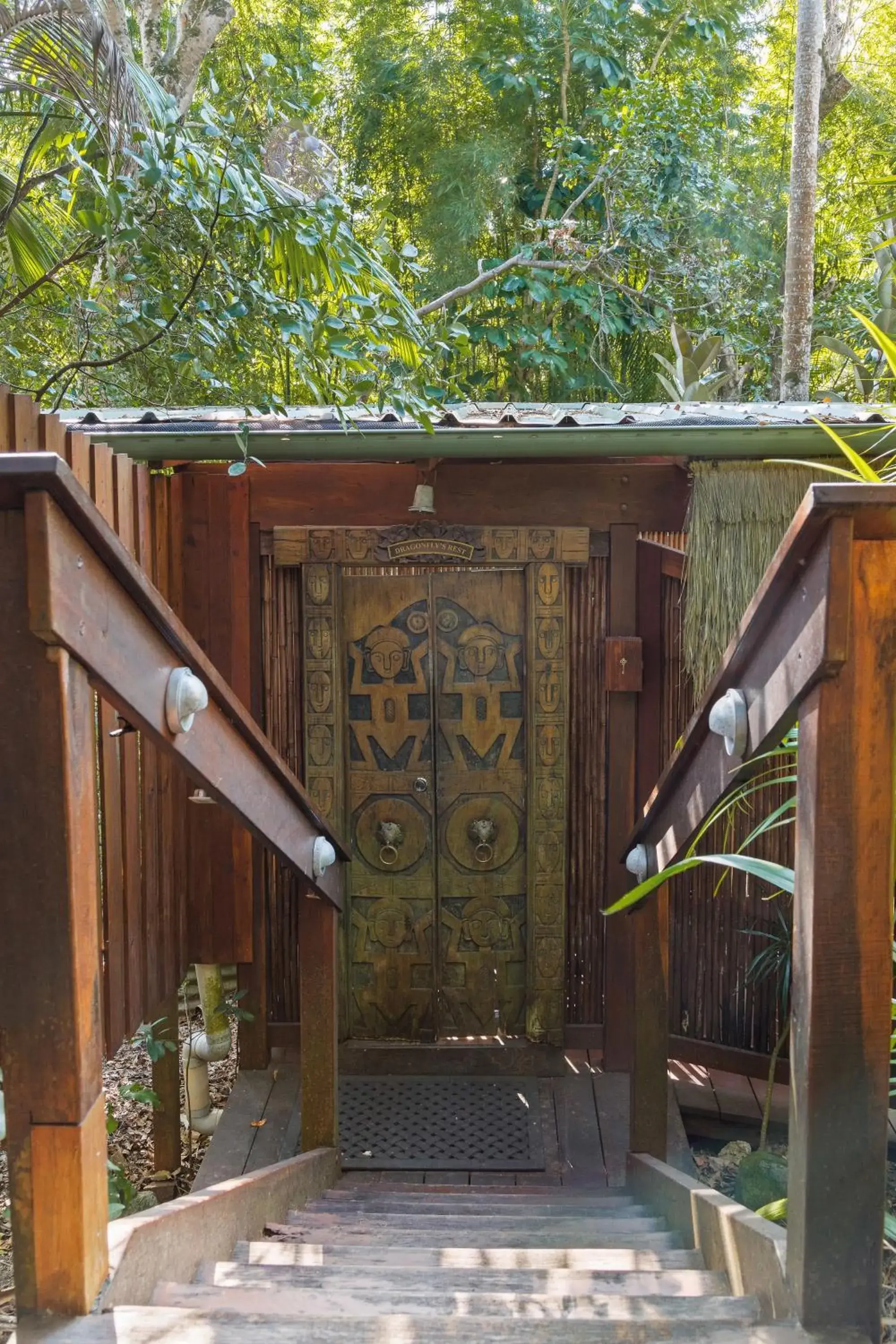 Facade/entrance in Garden Burees Facade/entrance in Garden Burees