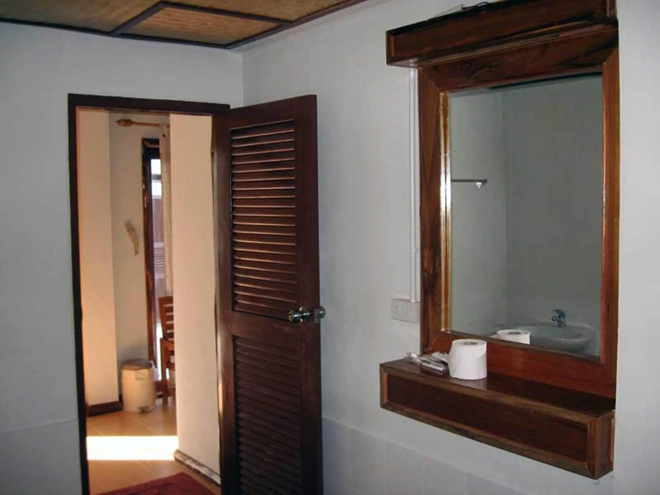 Toilet in Phangan Utopia Resort