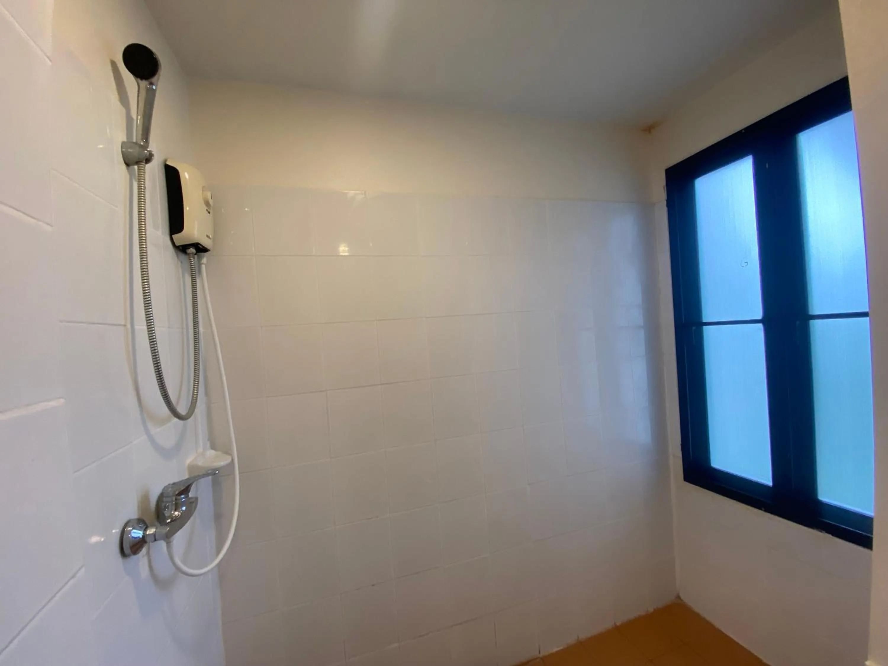 Shower in Phangan Utopia Resort