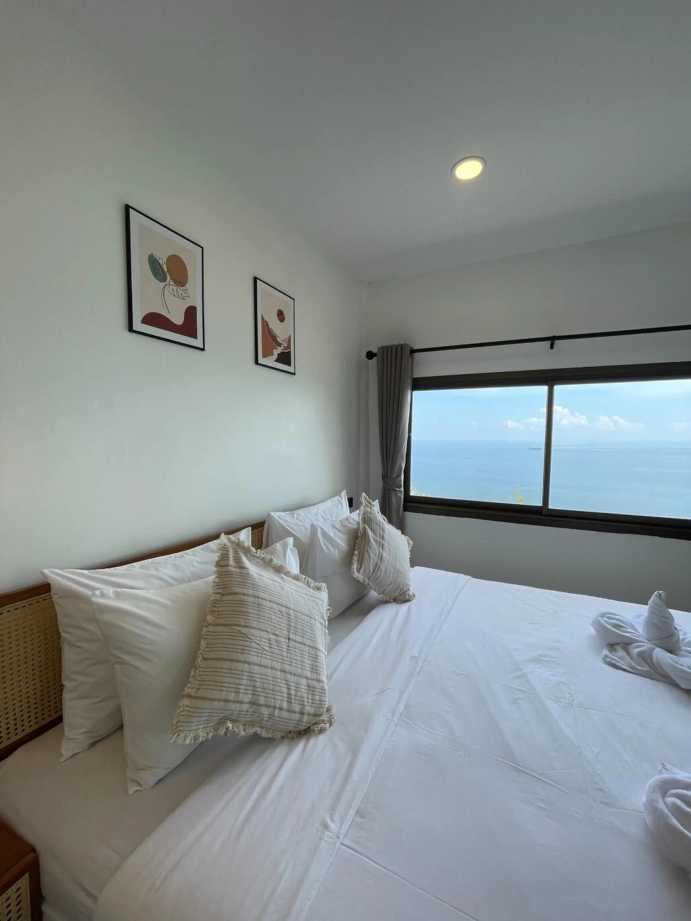 Bed in Phangan Utopia Resort