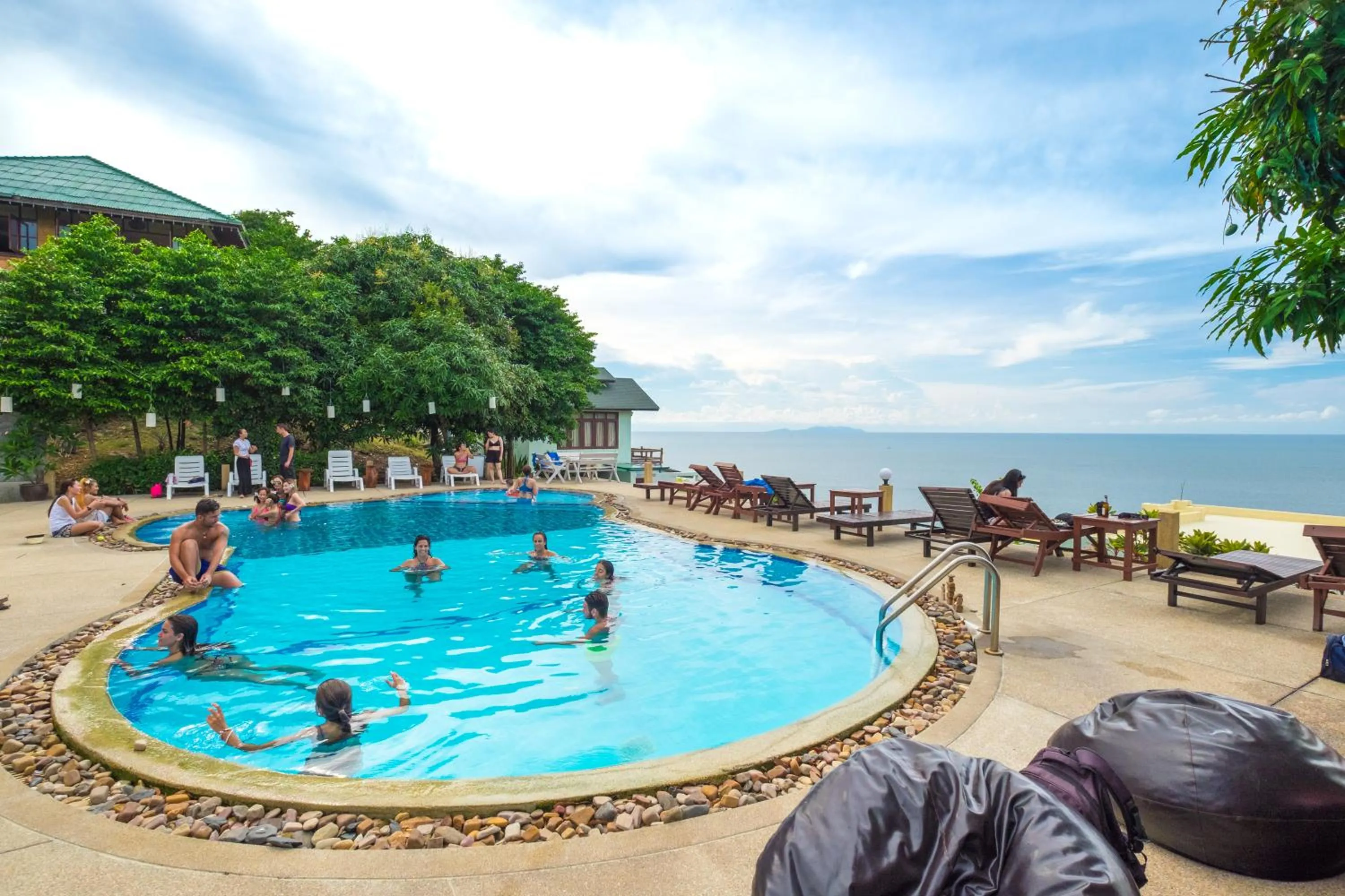 Swimming pool in Phangan Utopia Resort