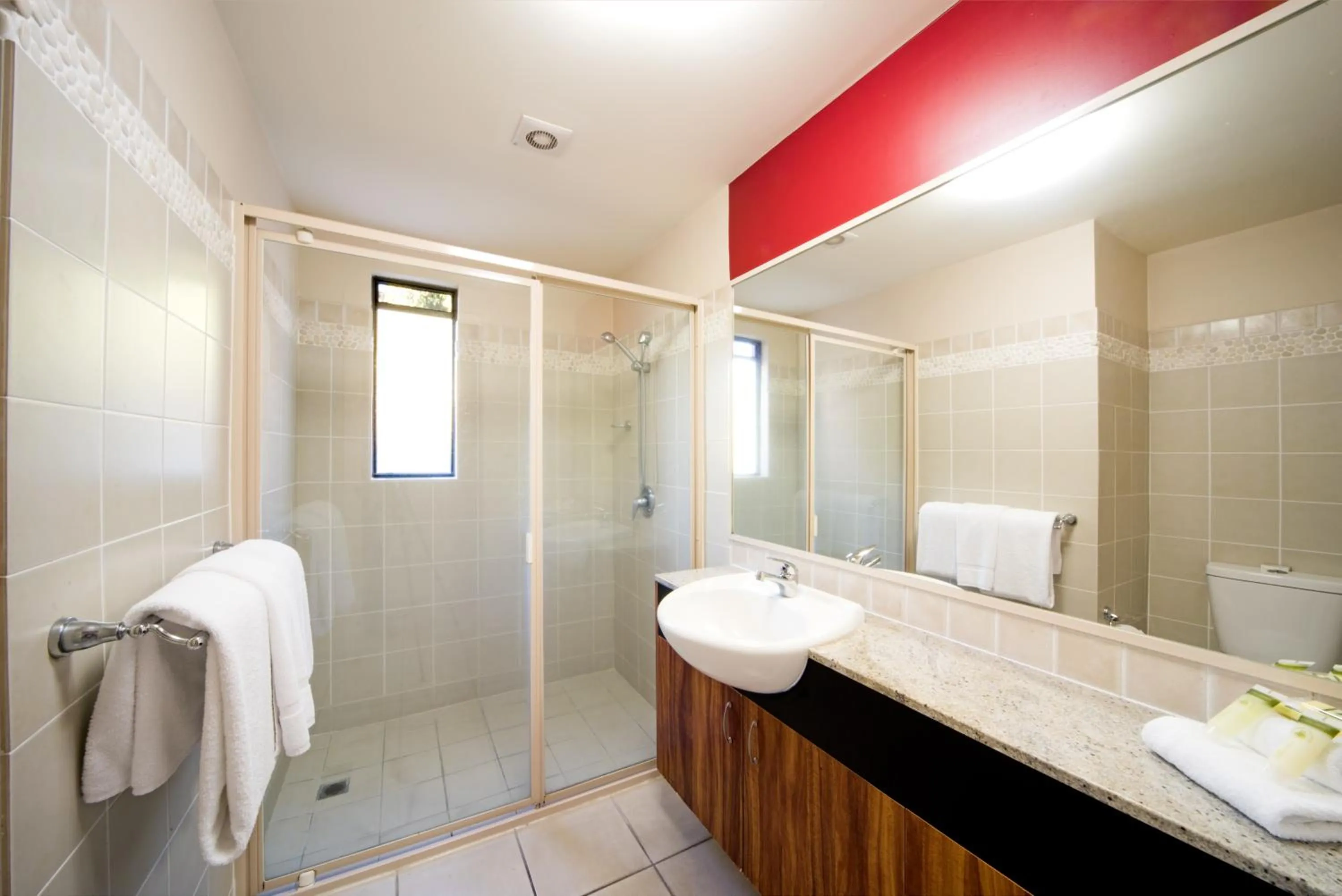 Portside Whitsunday Luxury Holiday Apartments