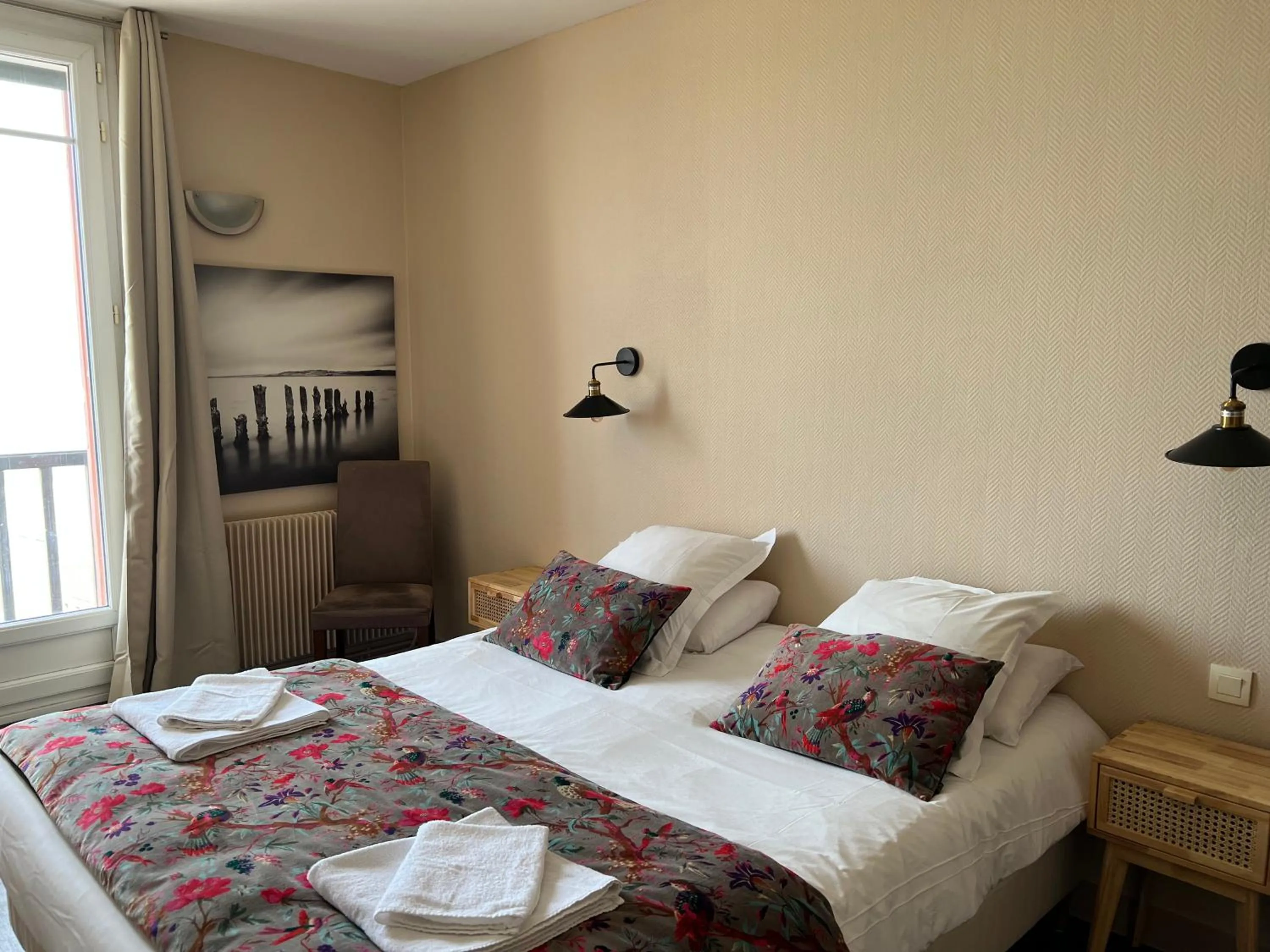 Bed in Boutique Hôtel La Maison des Galets sur le front de mer