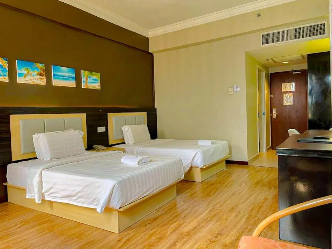 Bed in Hotel Langkasuka Langkawi