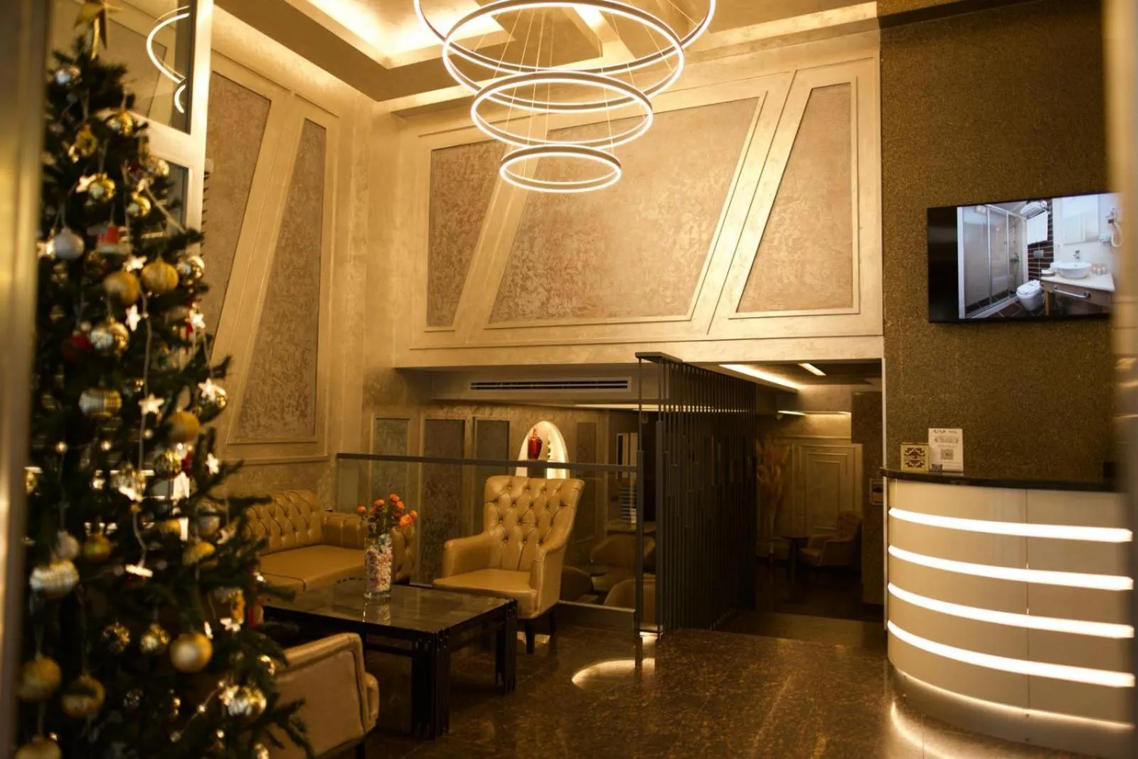 Property building in Nanda Hotel