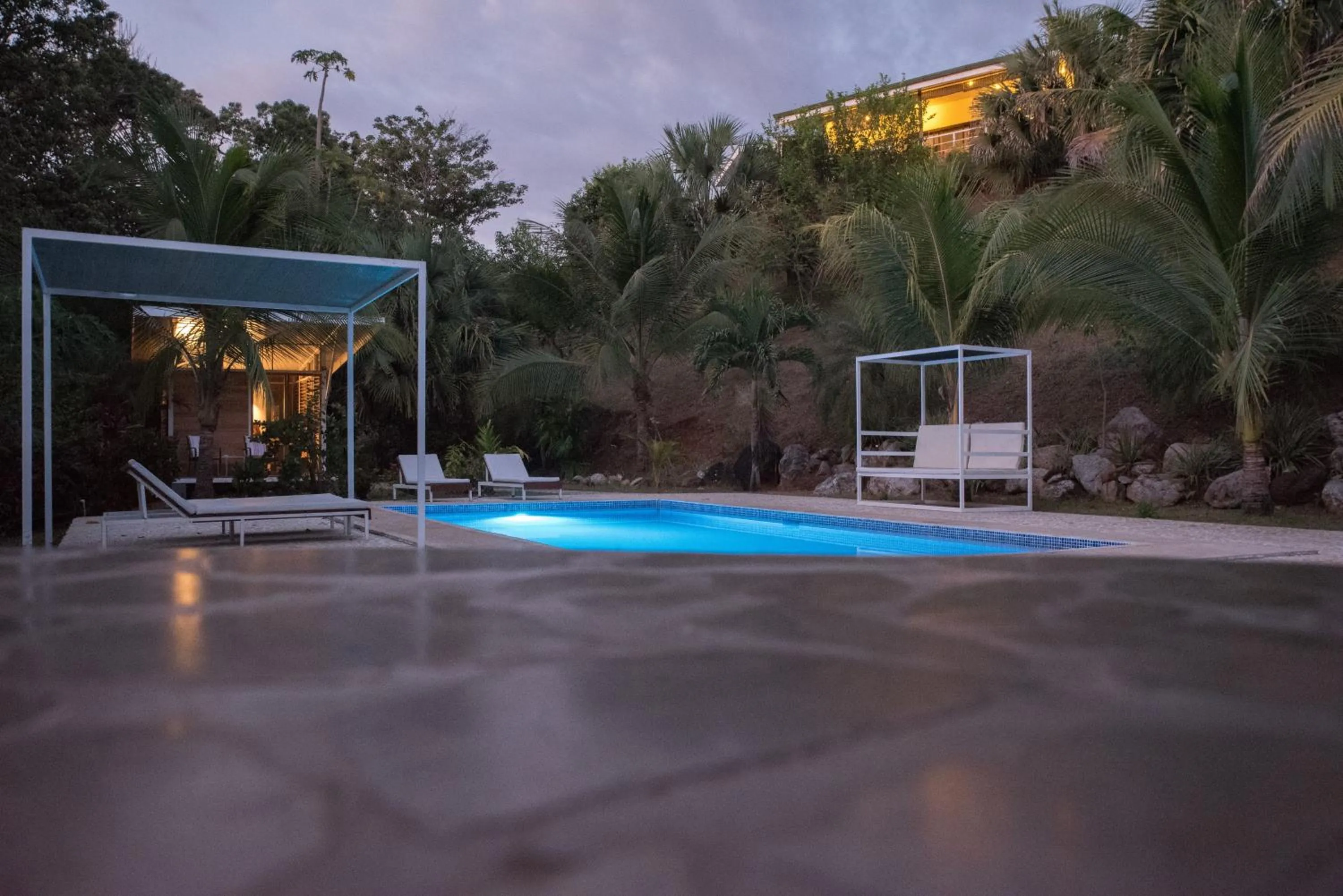 Pool view in Rancho Capulin B&B