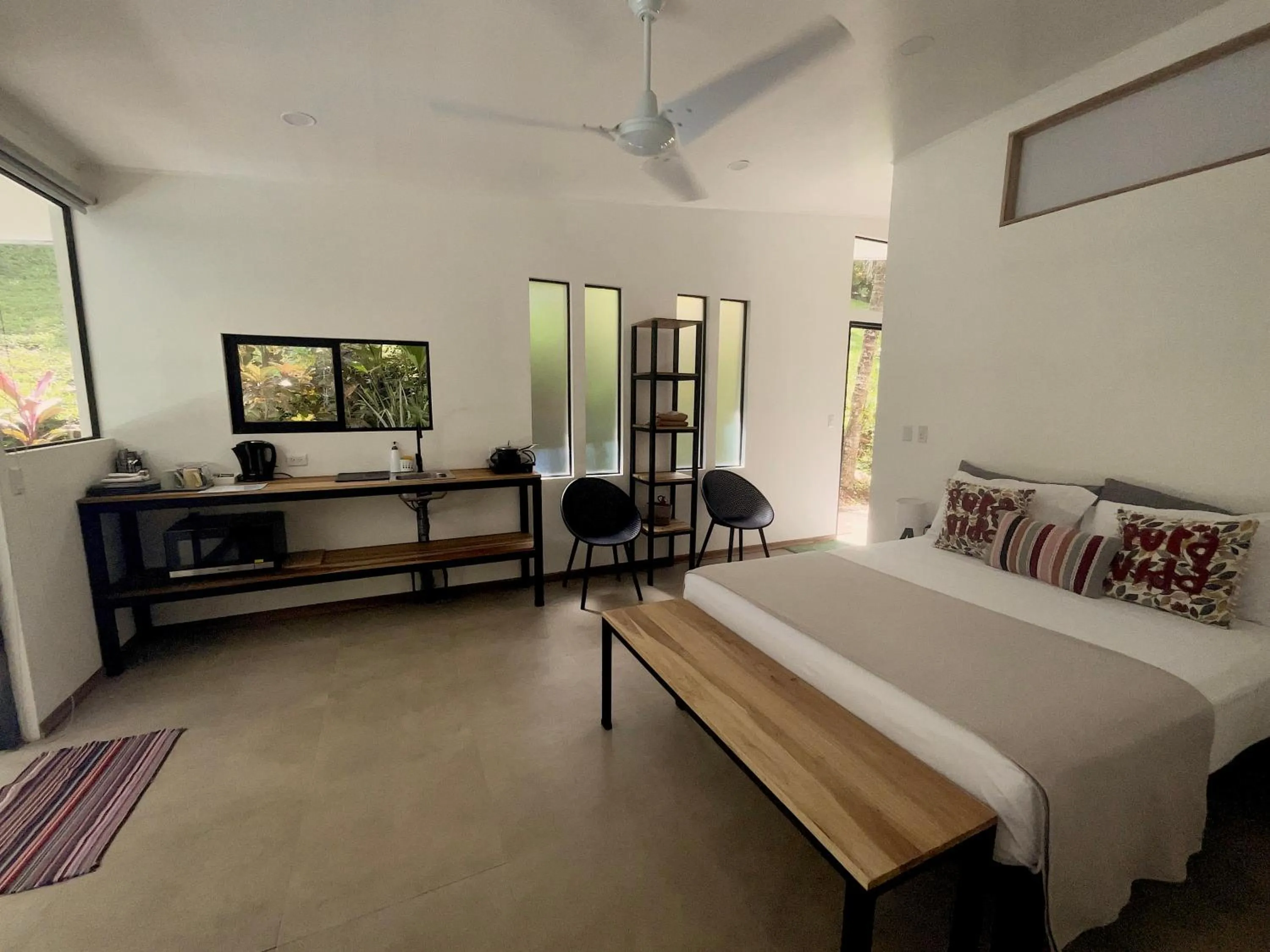 Photo of the whole room, Bed in Rancho Capulin B&B