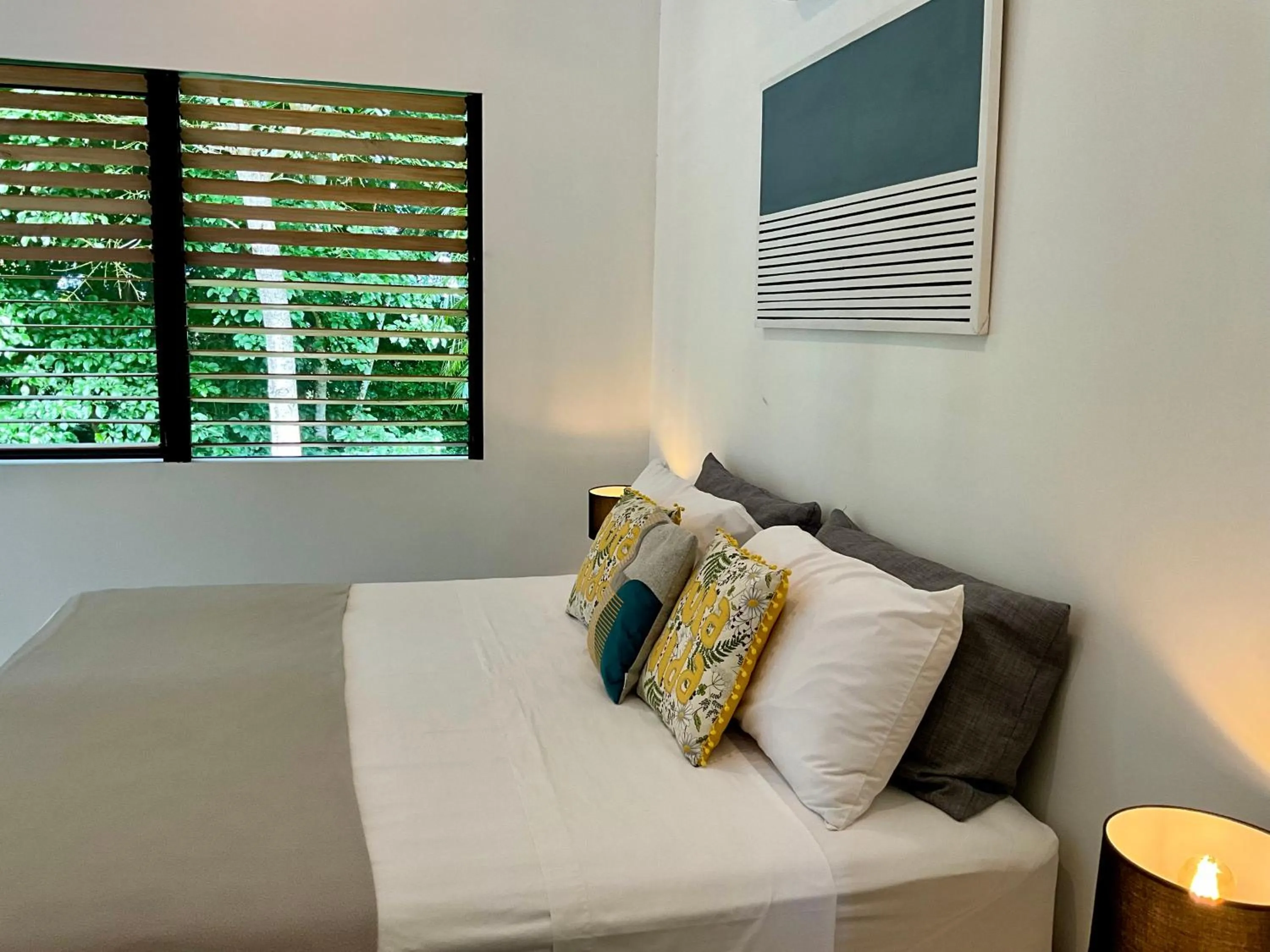 Bed in Rancho Capulin B&B