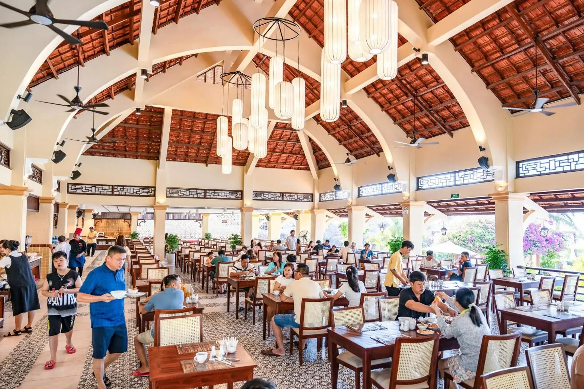 Restaurant/places to eat in Sunny Beach Resort & Spa Mui Ne Restaurant/places to eat in Sunny Beach Resort & Spa Mui Ne