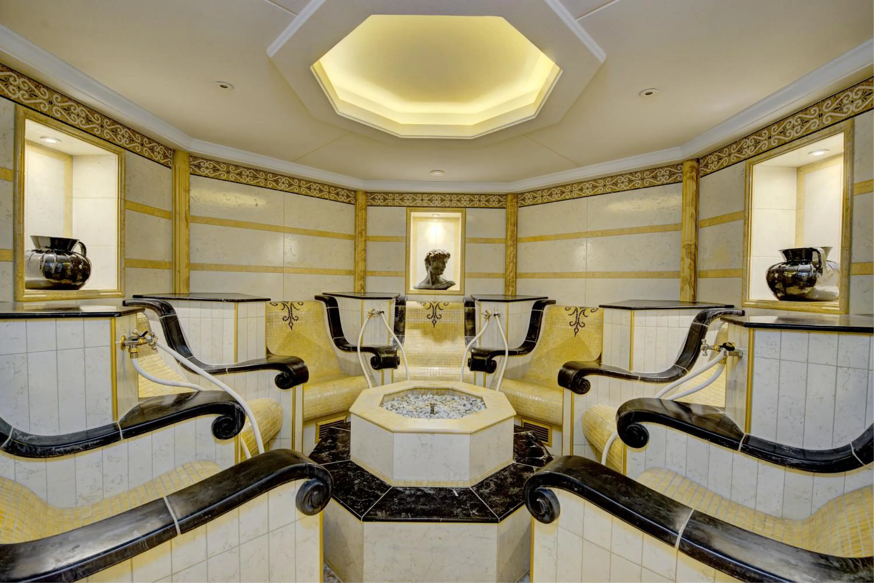 Sauna in Hotel Bergland