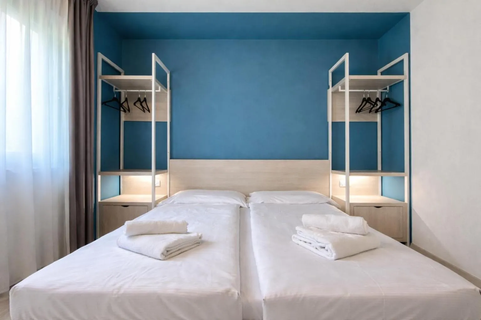 Bedroom, Bed in Belvedere Village