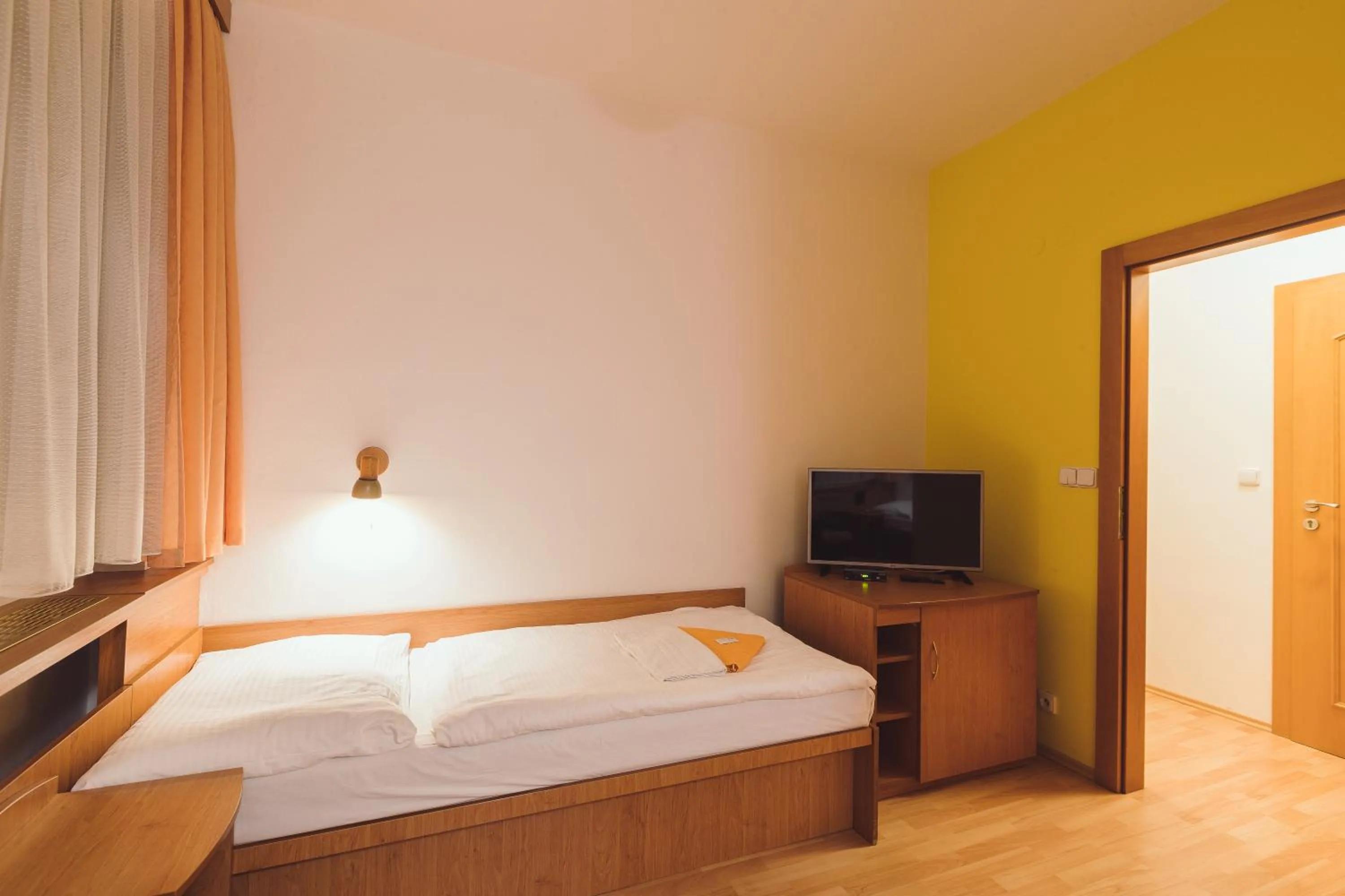 Bed in Hotel Annahof