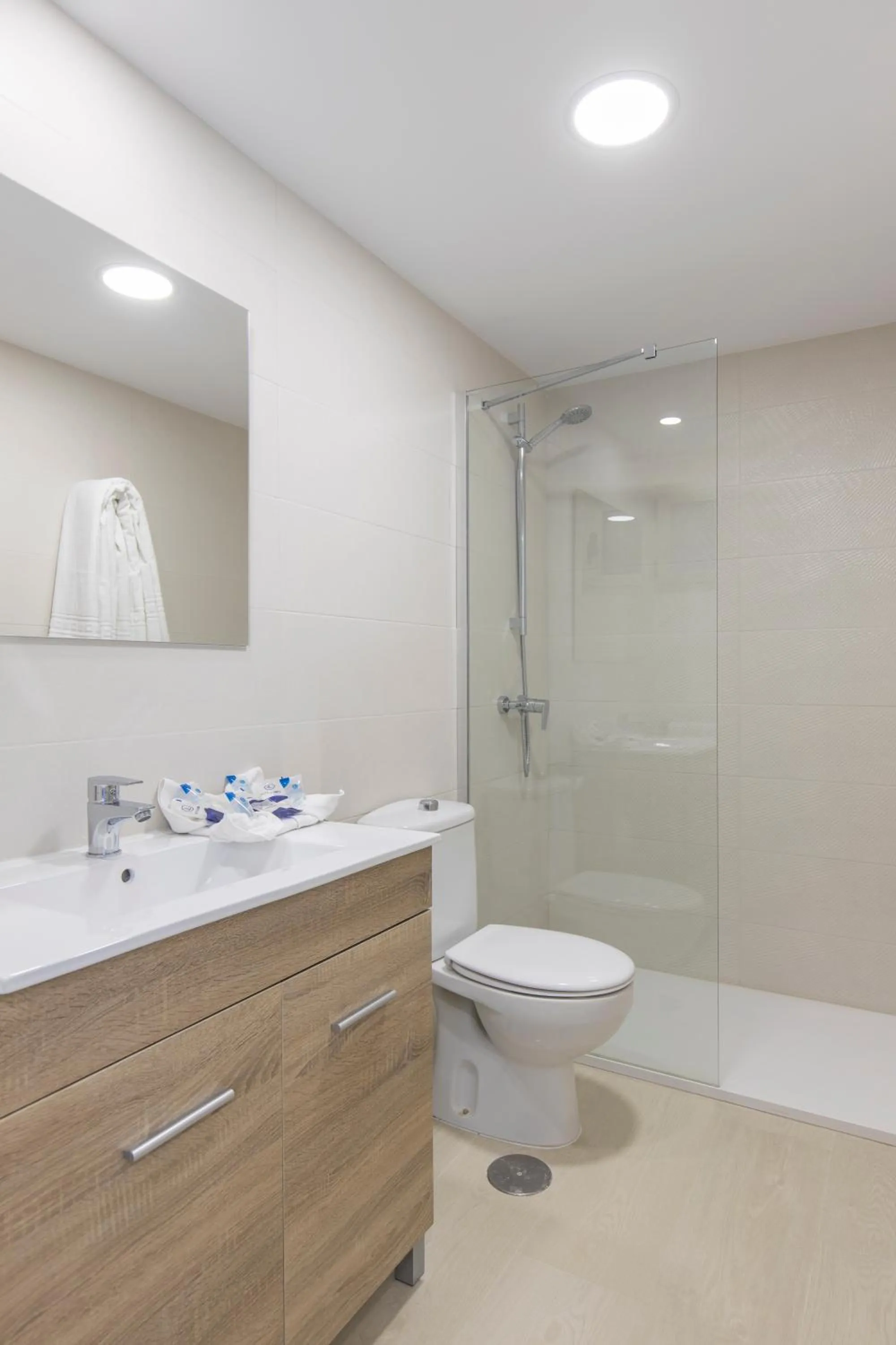 Bathroom in Aparthotel BCL Levante Lux