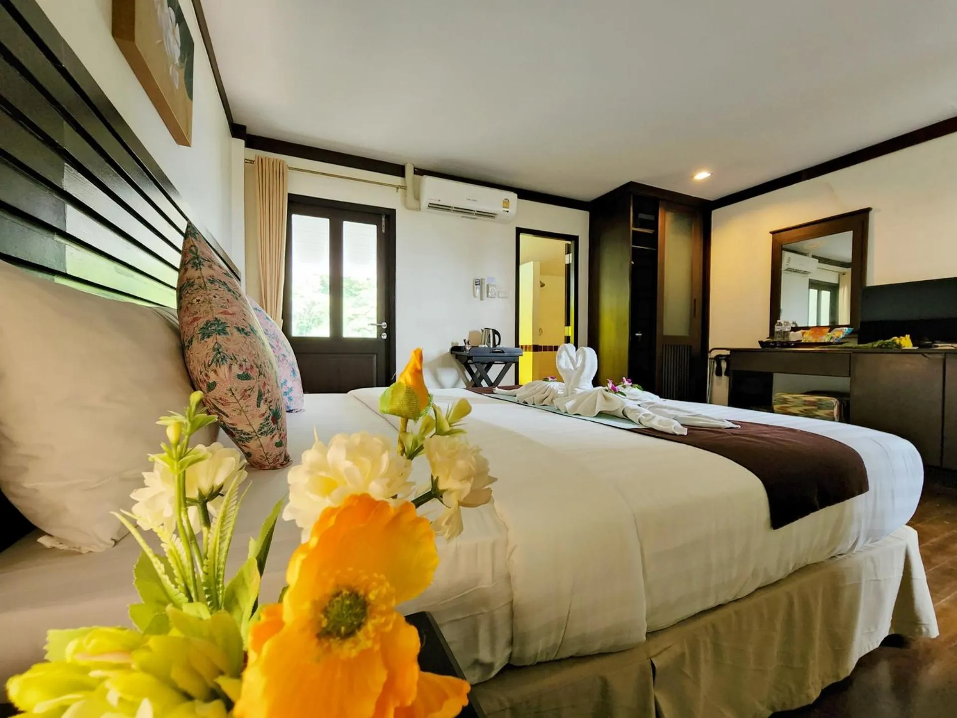 Bedroom, Bed in Lanta Mermaid Boutique House-Cozy Stay,Seaview, Delicious Breakfast,2 Minutes Walk to the Beach