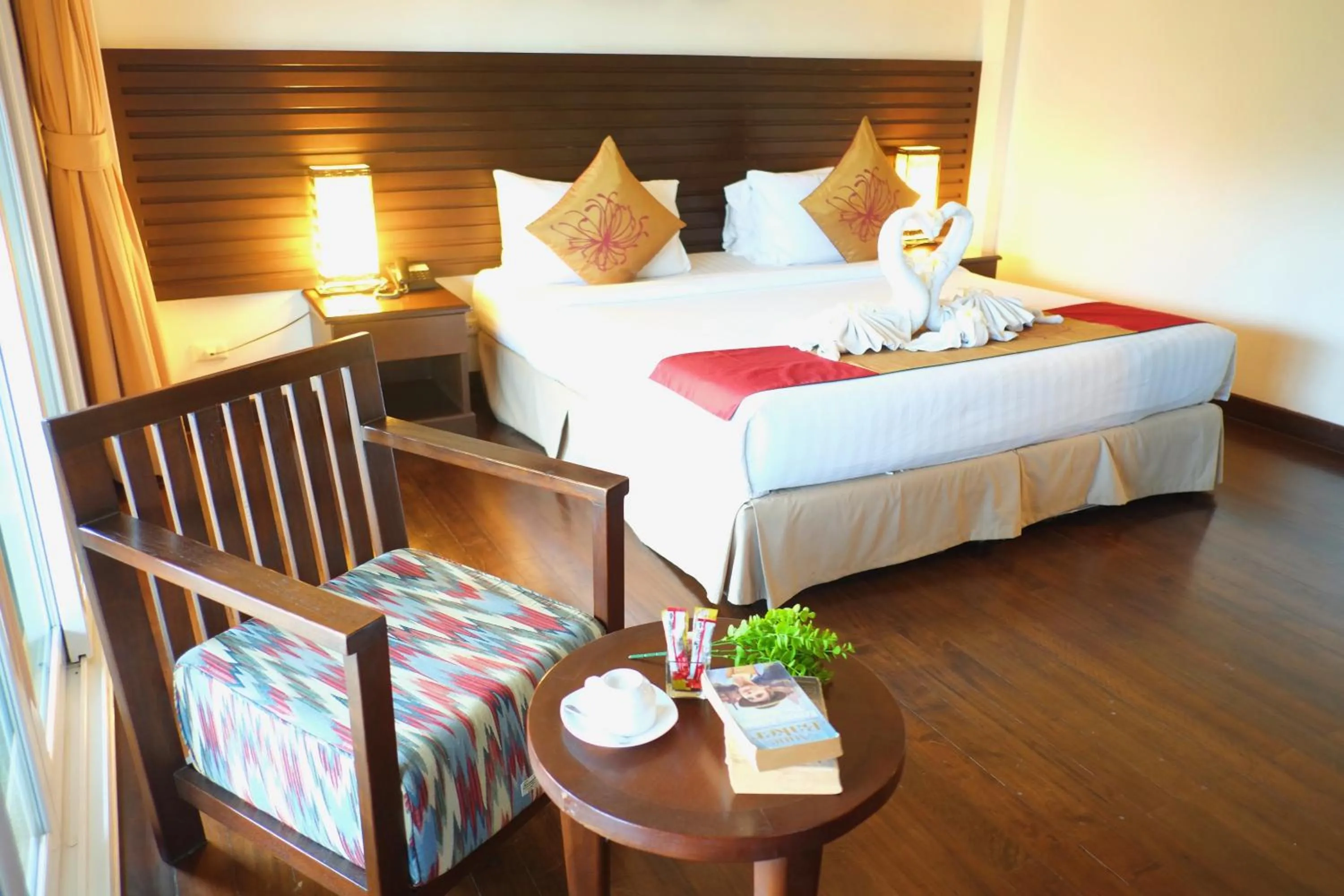 Photo of the whole room, Bed in Lanta Mermaid Boutique House-Cozy Stay,Seaview, Delicious Breakfast,2 Minutes Walk to the Beach