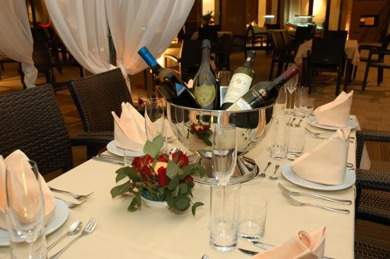 Restaurant/places to eat in Park Hotel Sandanski