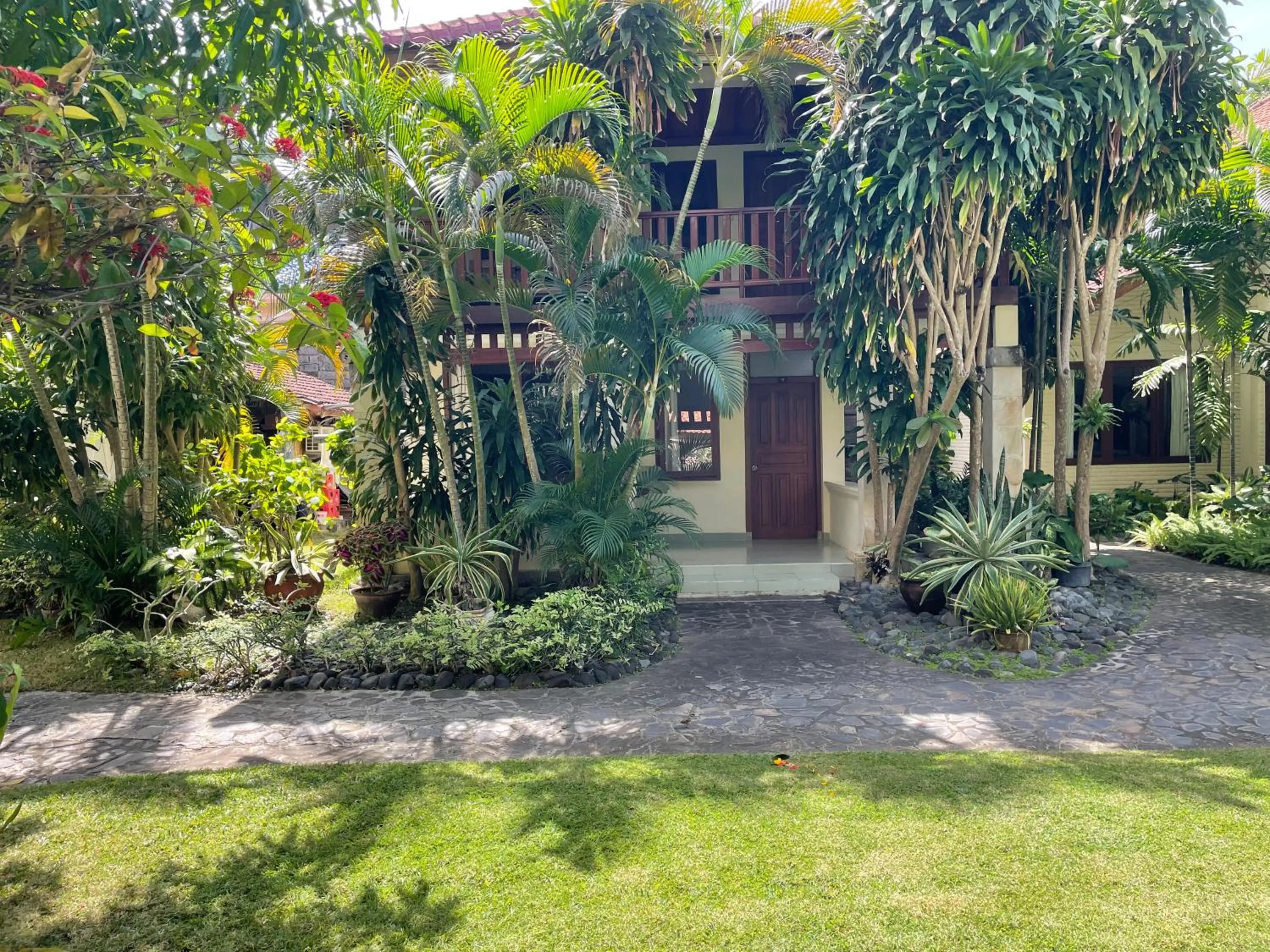 Property building in Raja Gardens Hotel