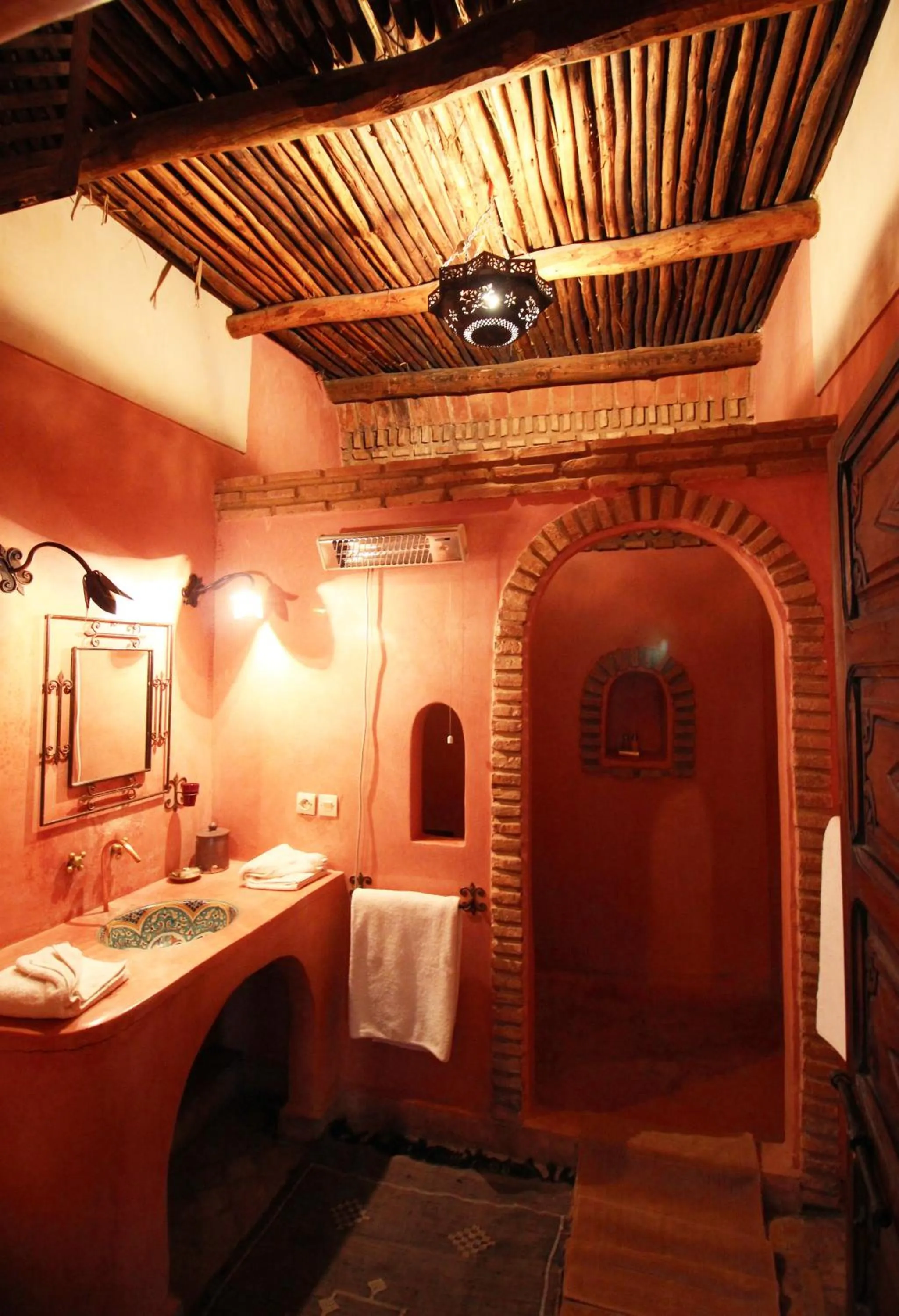 Bathroom in Riad Palmier