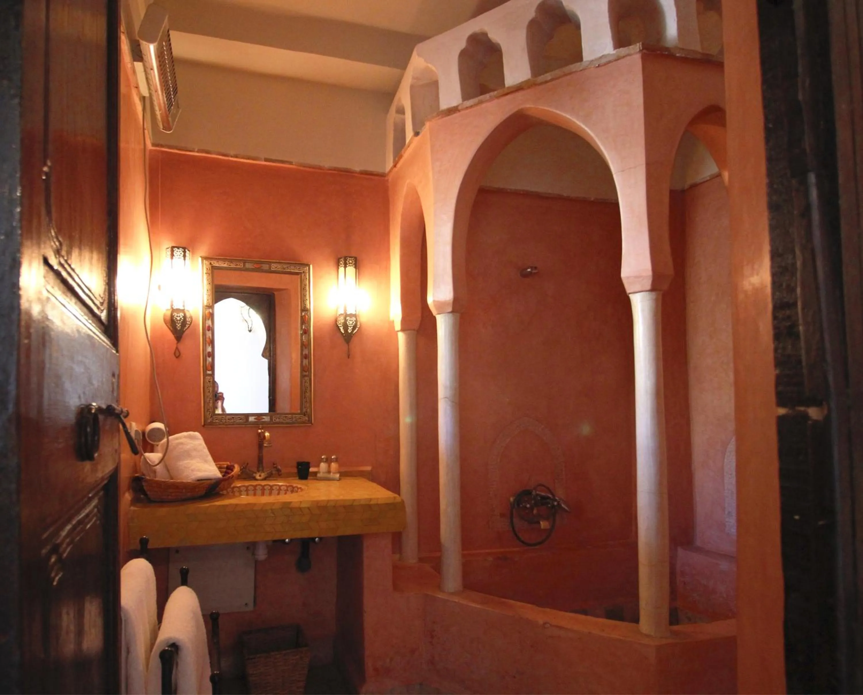 Bathroom in Riad Palmier