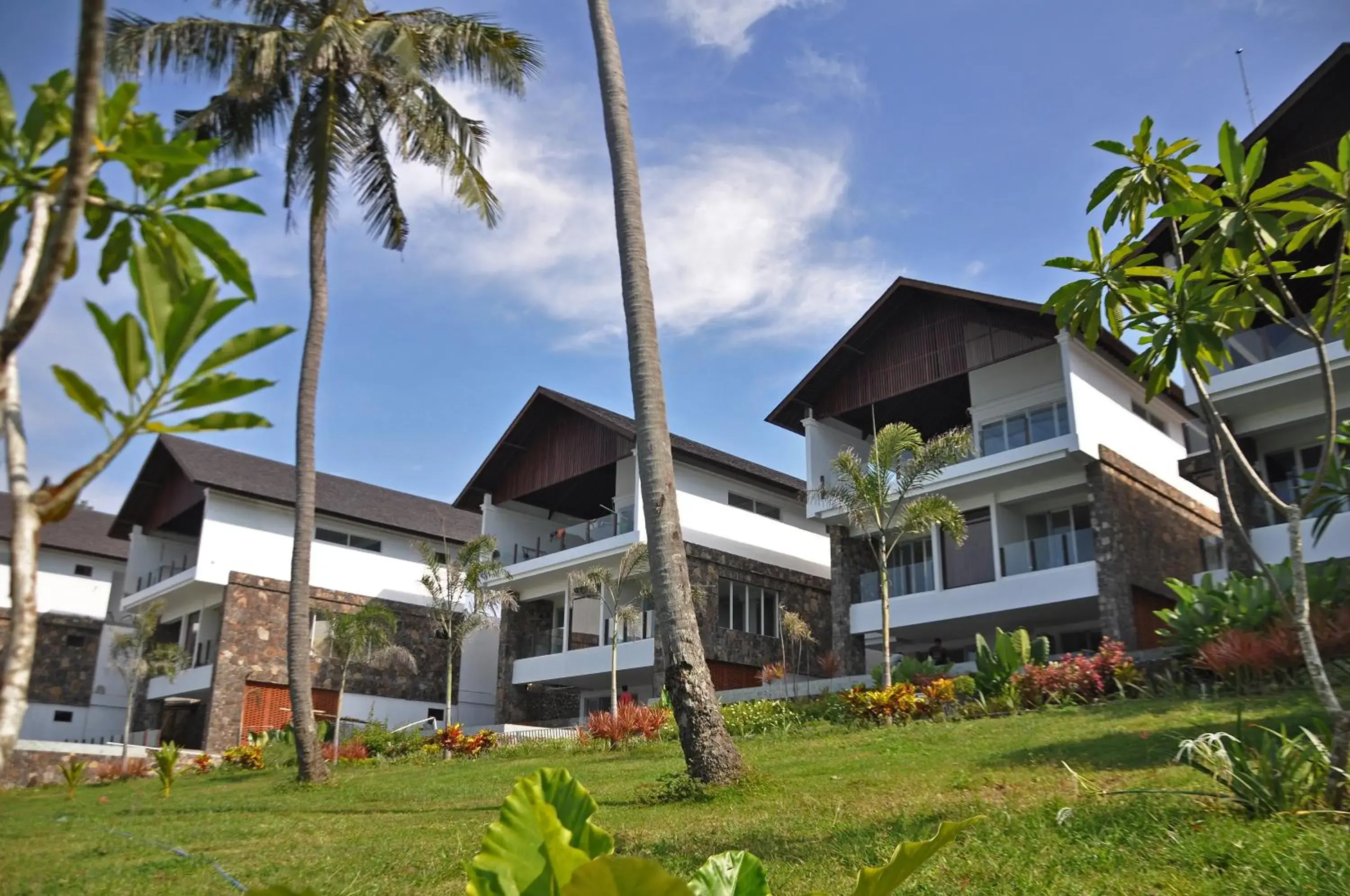 Property building in Rajavilla Lombok Resort - Seaside Serenity Property building in Rajavilla Lombok Resort - Seaside Serenity