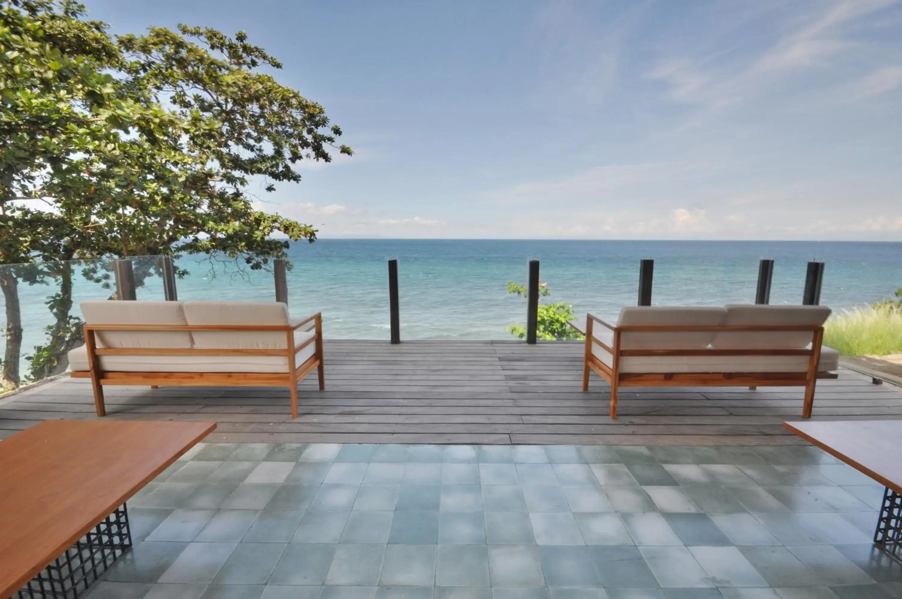 Lounge or bar in Rajavilla Lombok Resort - Seaside Serenity Lounge or bar in Rajavilla Lombok Resort - Seaside Serenity