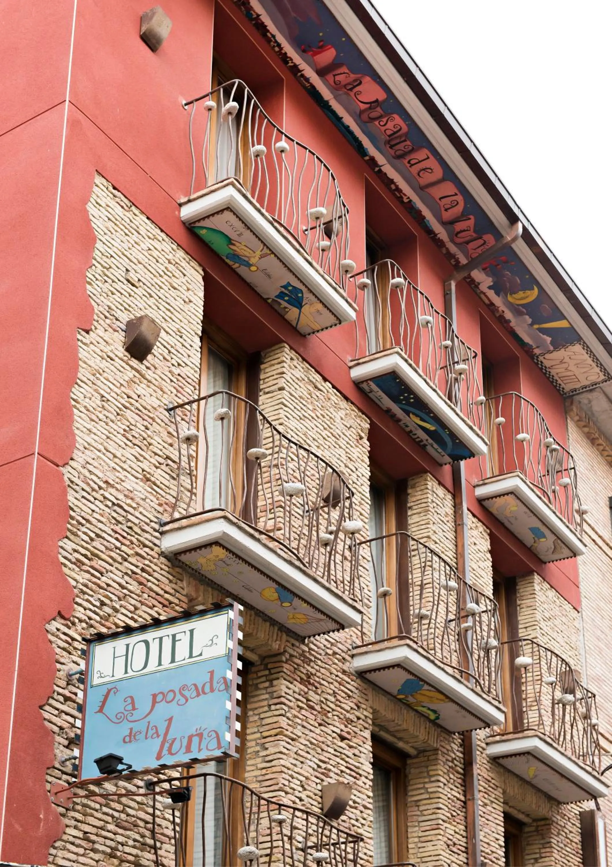 Property building in Hospedium Hotel Posada De La Luna