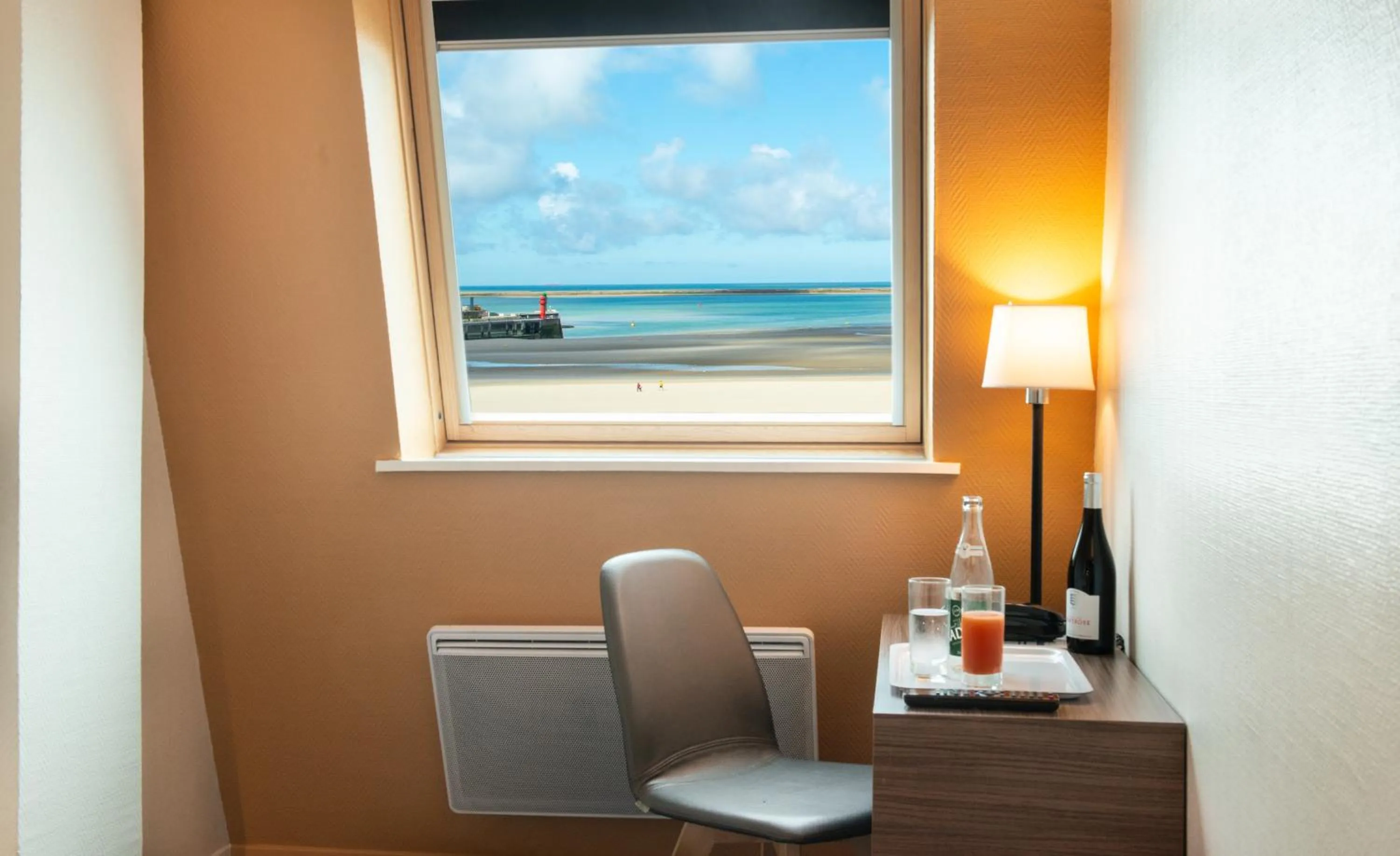 Sea view in Opal'Inn