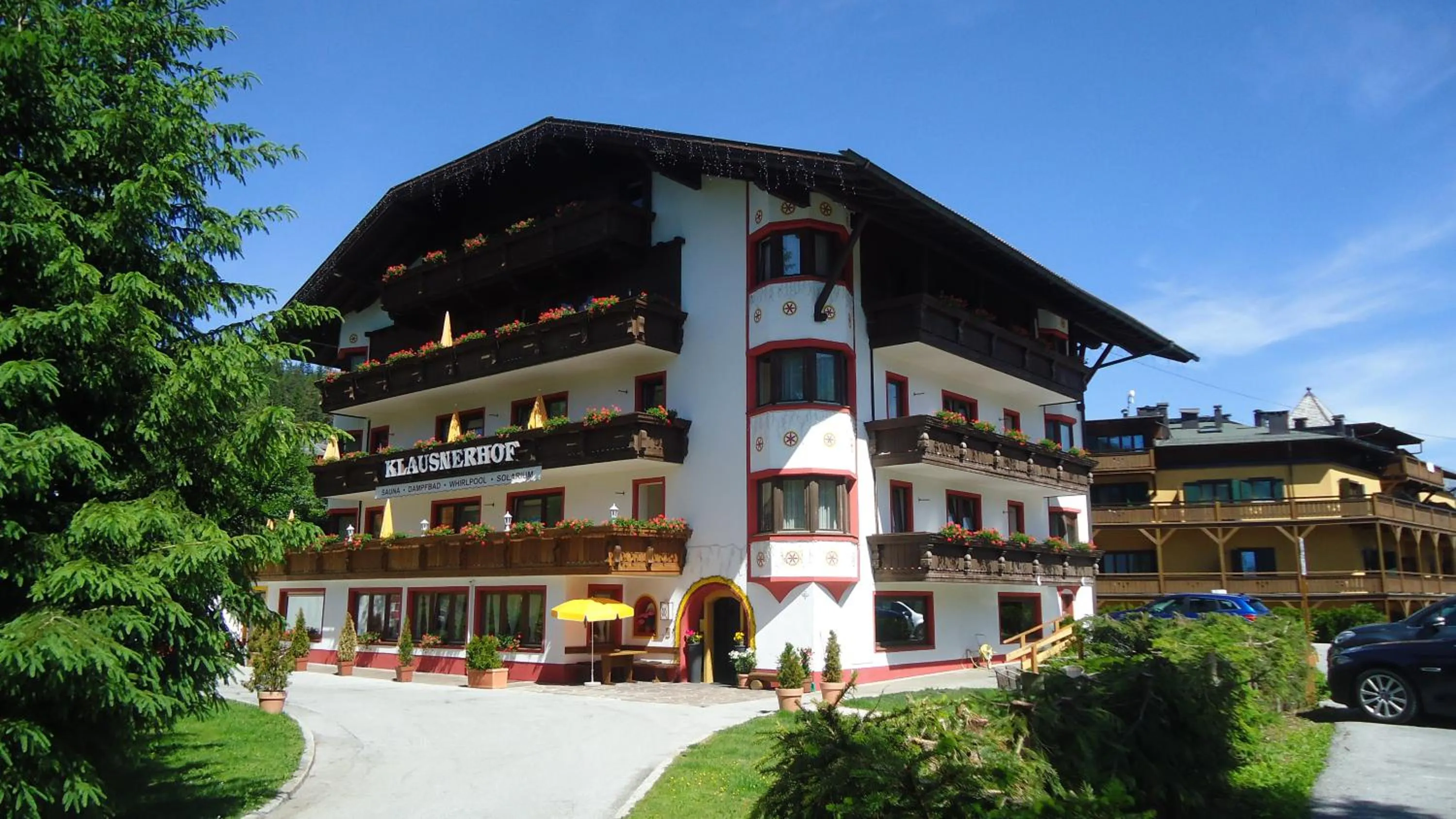 Property building in Landhaus Klausnerhof Hotel Garni