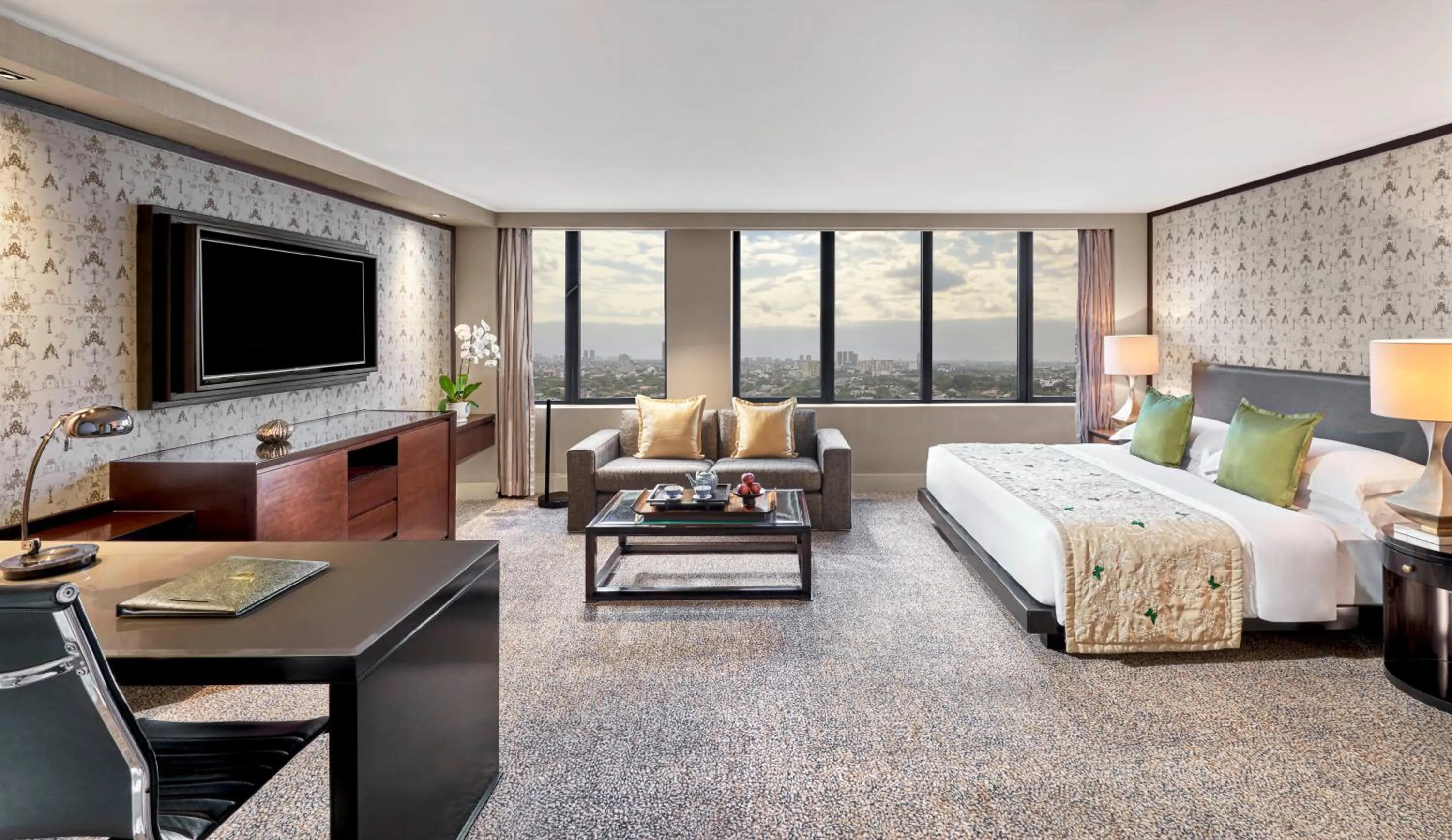 Bedroom, Bed in Mandarin Oriental, Jakarta