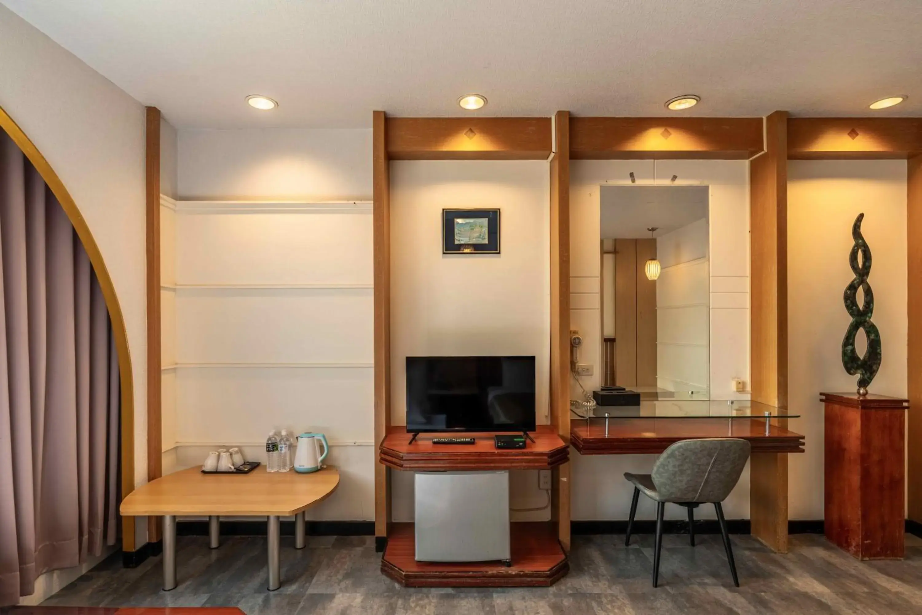 TV and multimedia in Hwa Nan Hotel TV and multimedia in Hwa Nan Hotel