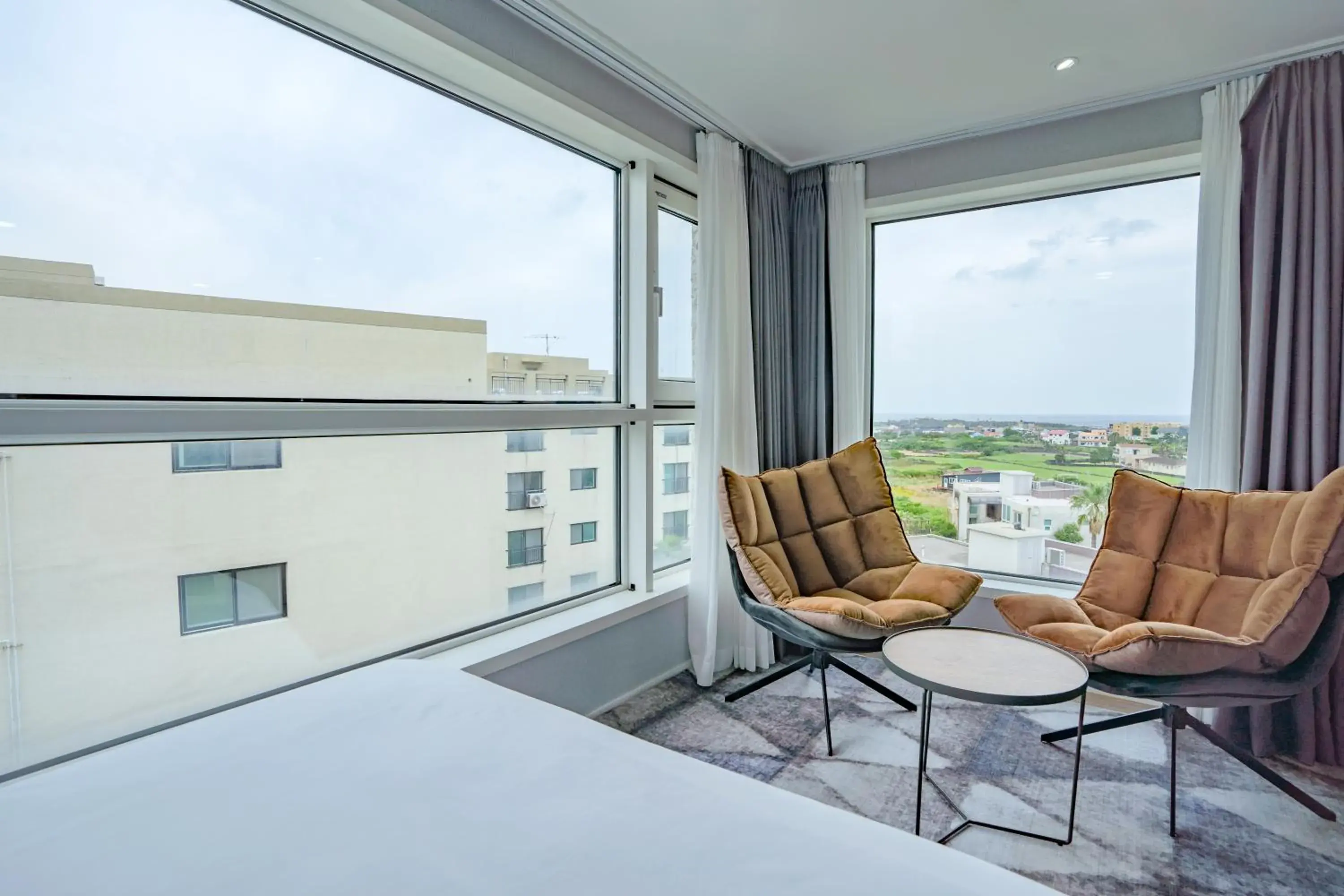 Photo of the whole room in Hotel Sweet Castle Jeju Hamdeok Photo of the whole room in Hotel Sweet Castle Jeju Hamdeok