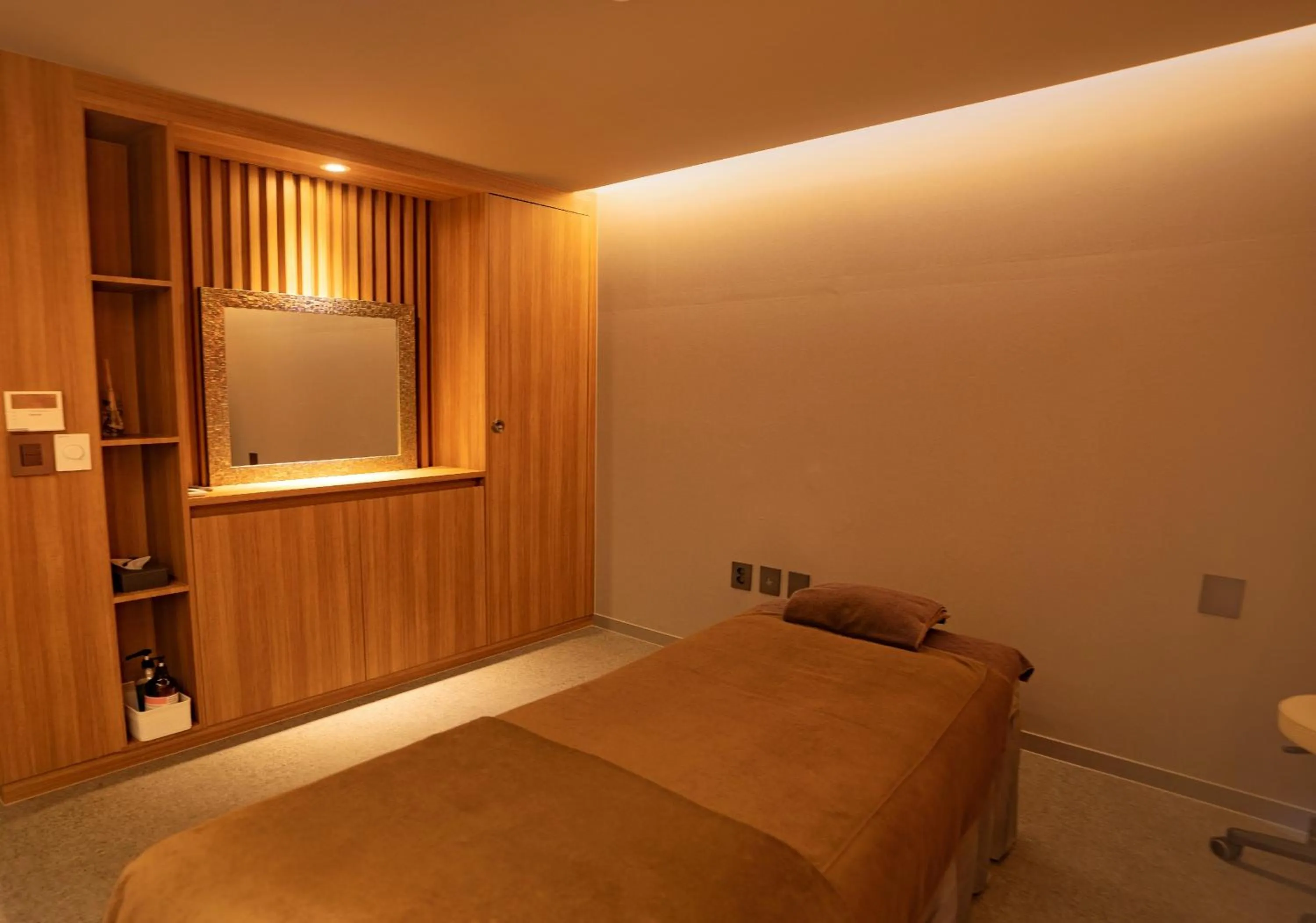 Massage, Bed in Hotel Sweet Castle Jeju Hamdeok