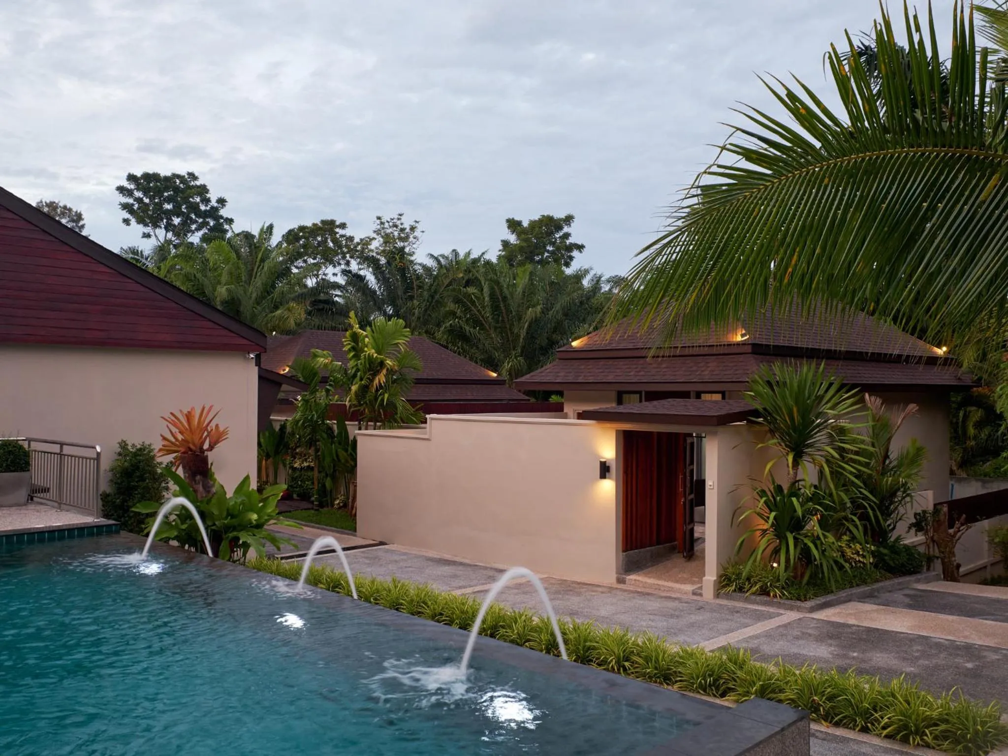 Property building in De Malee Pool Villas - SHA Extra Plus