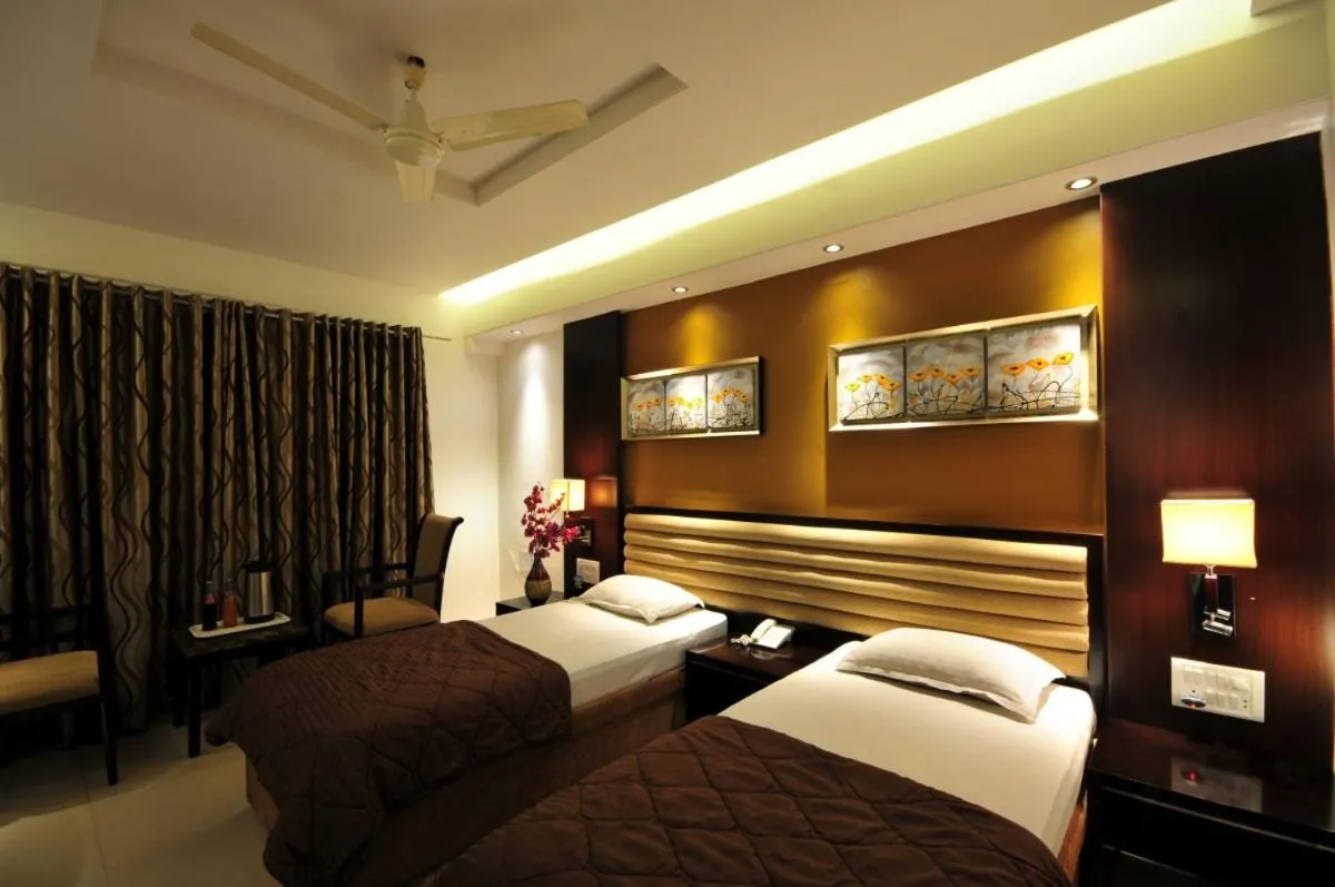 Hotel Surabhi Regency