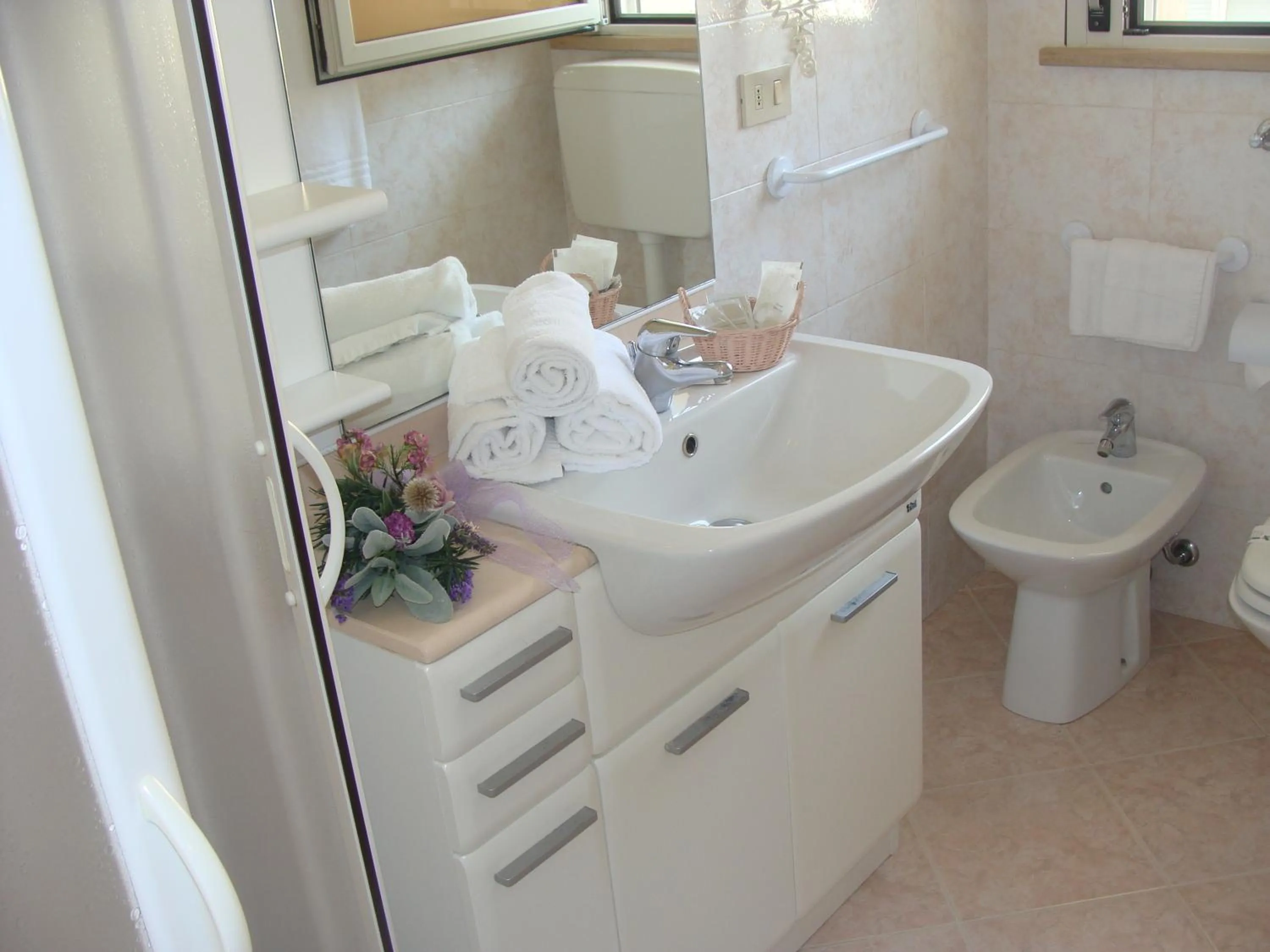 Bathroom in Hotel Villa Luisa