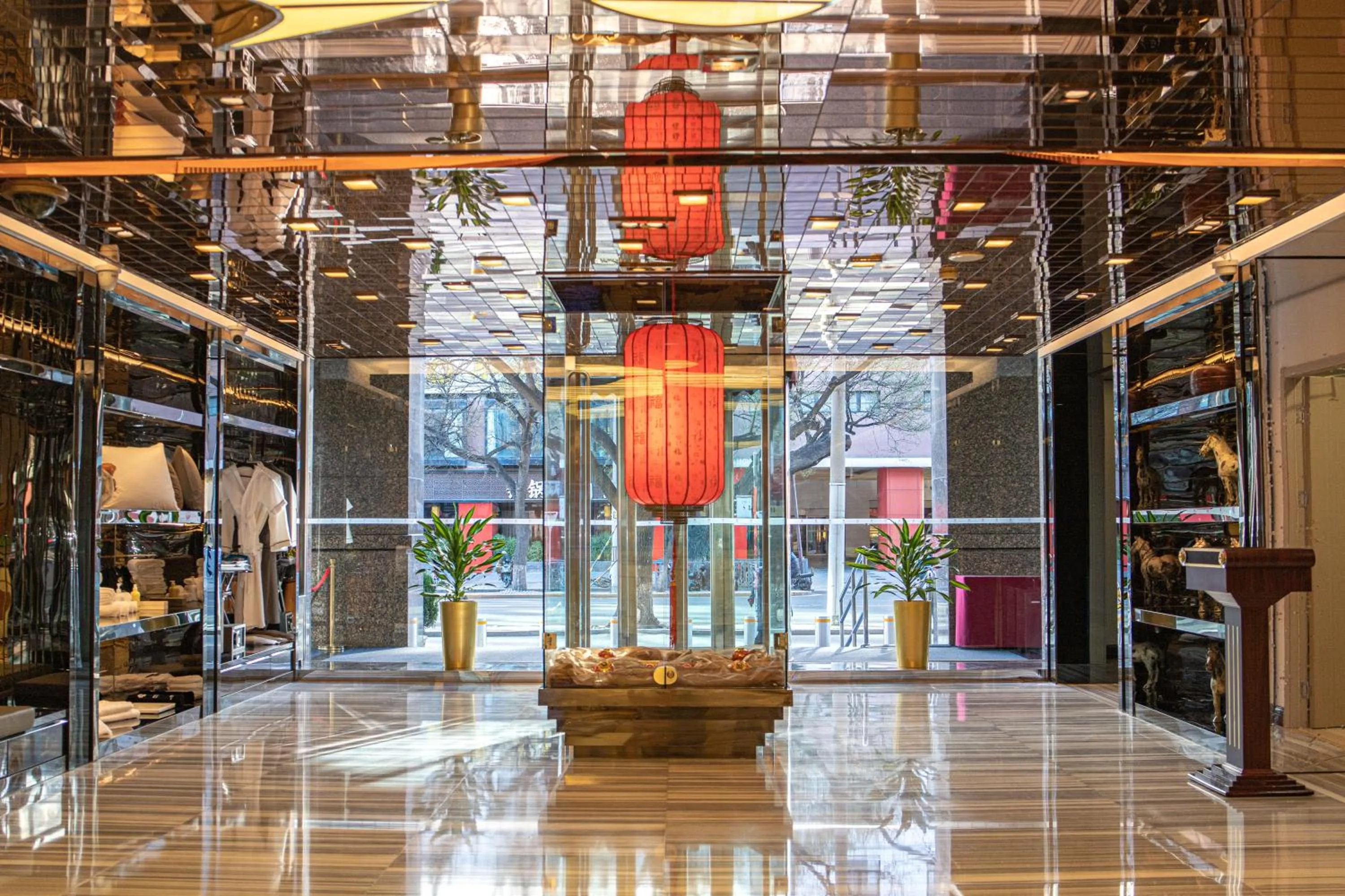 Lobby or reception in Sunworld Dynasty Hotel Beijing Wangfujing